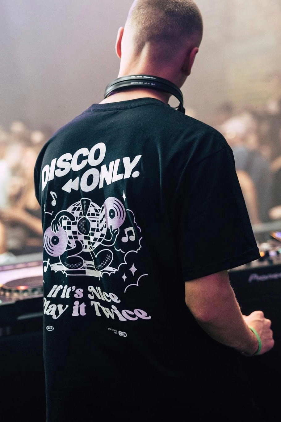 DISCO ONLY 'Play It Twice V4' Tee - Black Casual layering piece Cozy And Warm