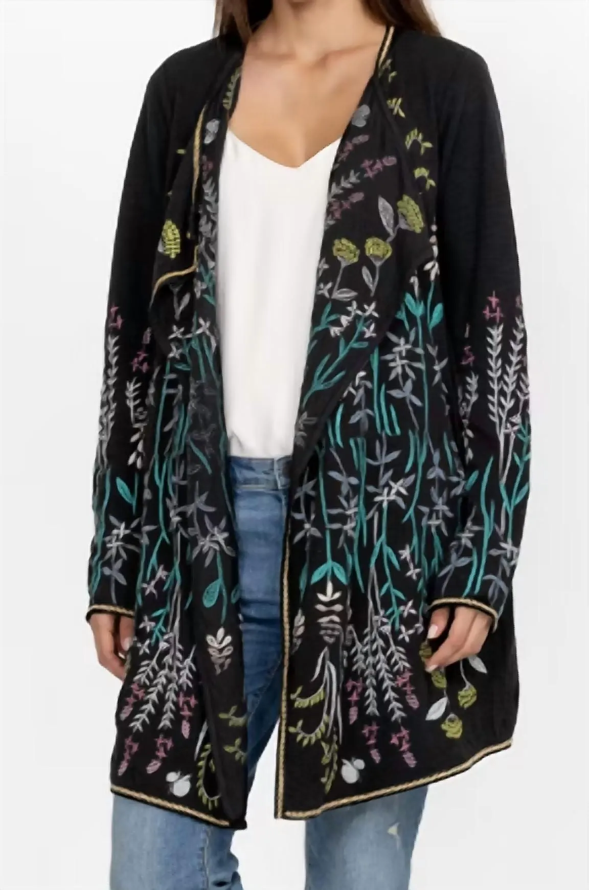 Layering Options Ashlyn Sweater In Black