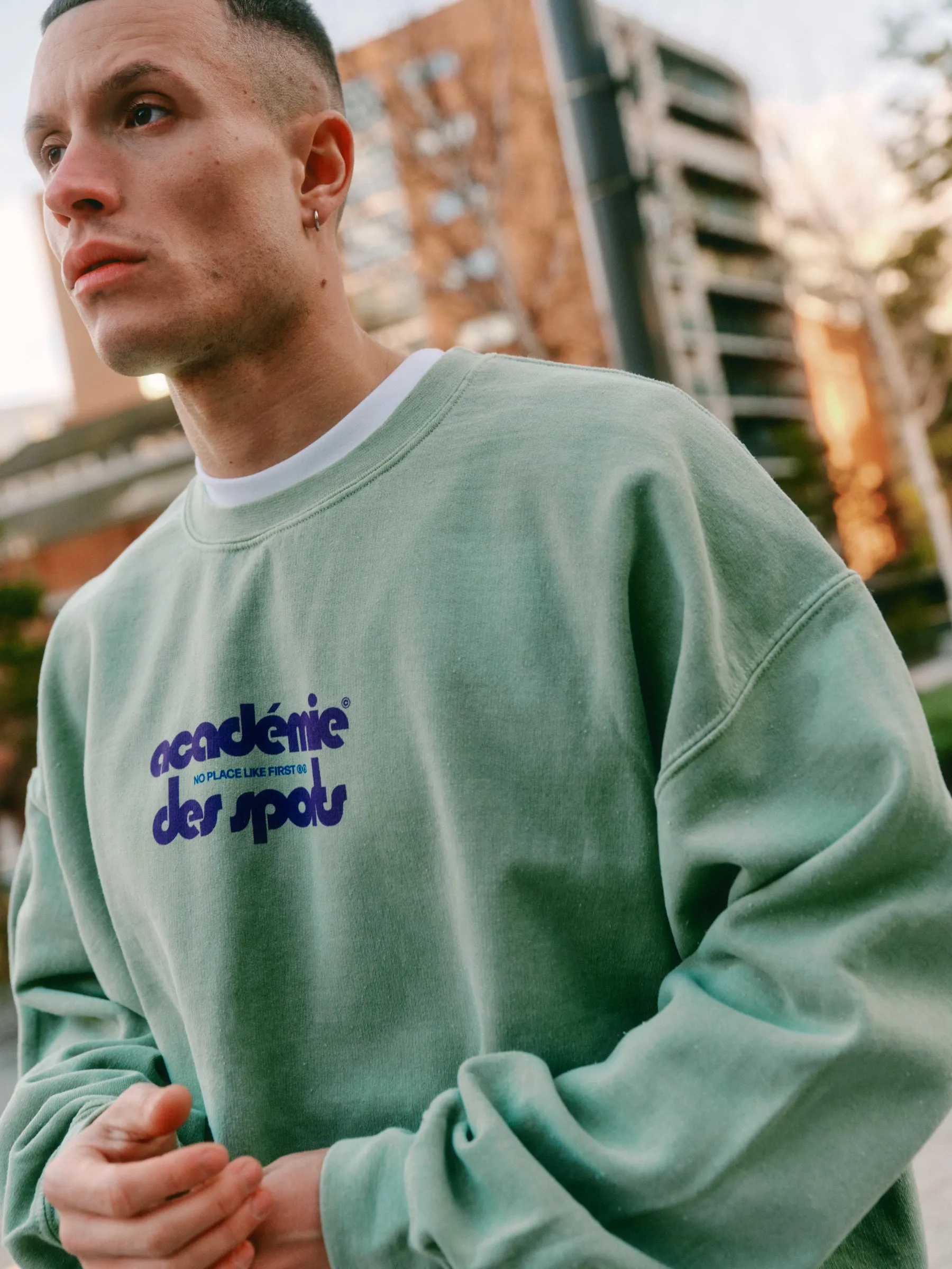 Low Maintenance Care Knitted Layering Vice 84 'Club Acad??mie' Vintage Washed Sweater - Pistachio