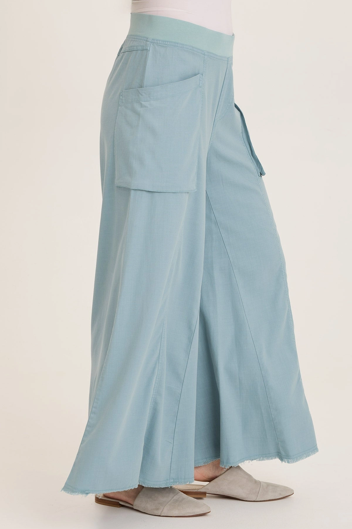 Desoto Ultra-Flare Wide Leg Pocket Trouser Comfy Waistband Performance Comfort