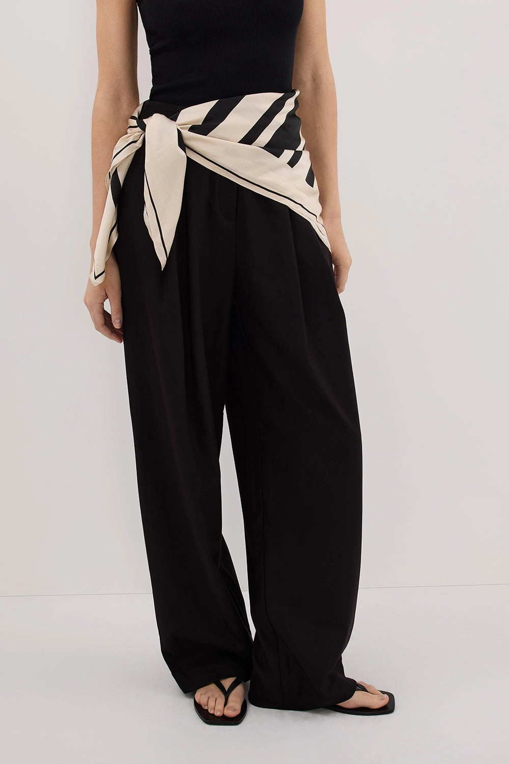 Sporty Fit Design SoftTouchFinish EDEN BLACK TAILORED PANT