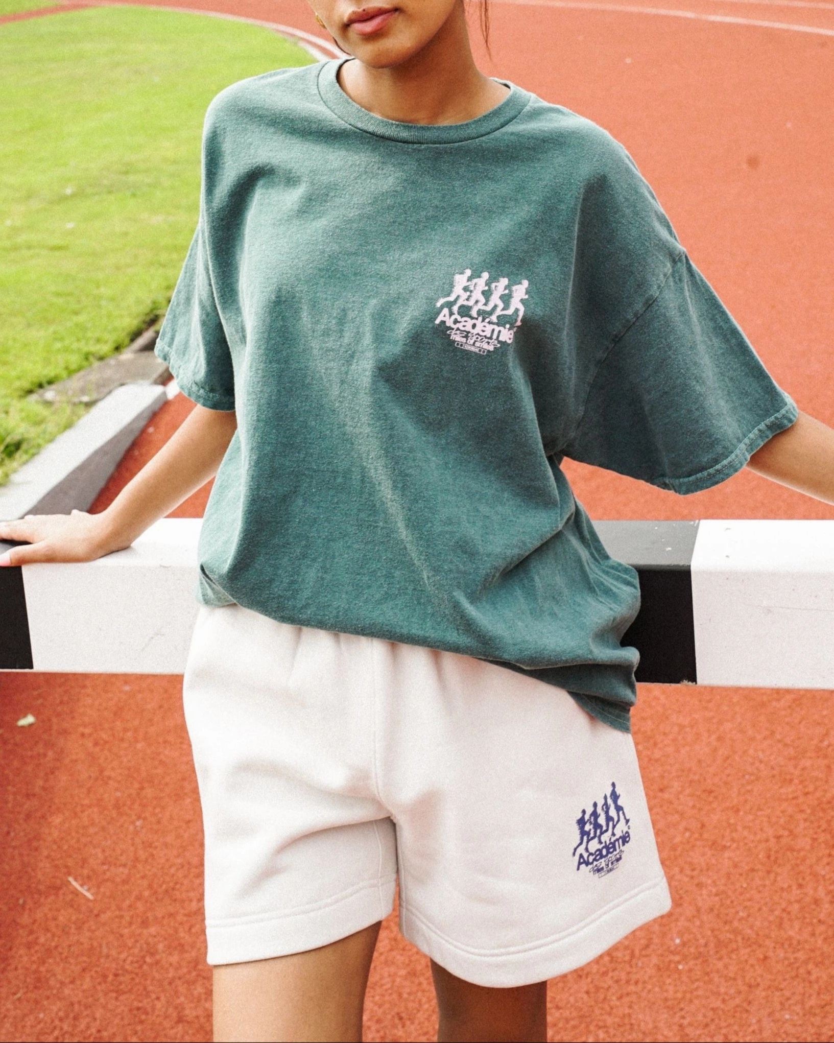 Vice 84 'Leading Pack' Jogger Shorts - Bone mountain style