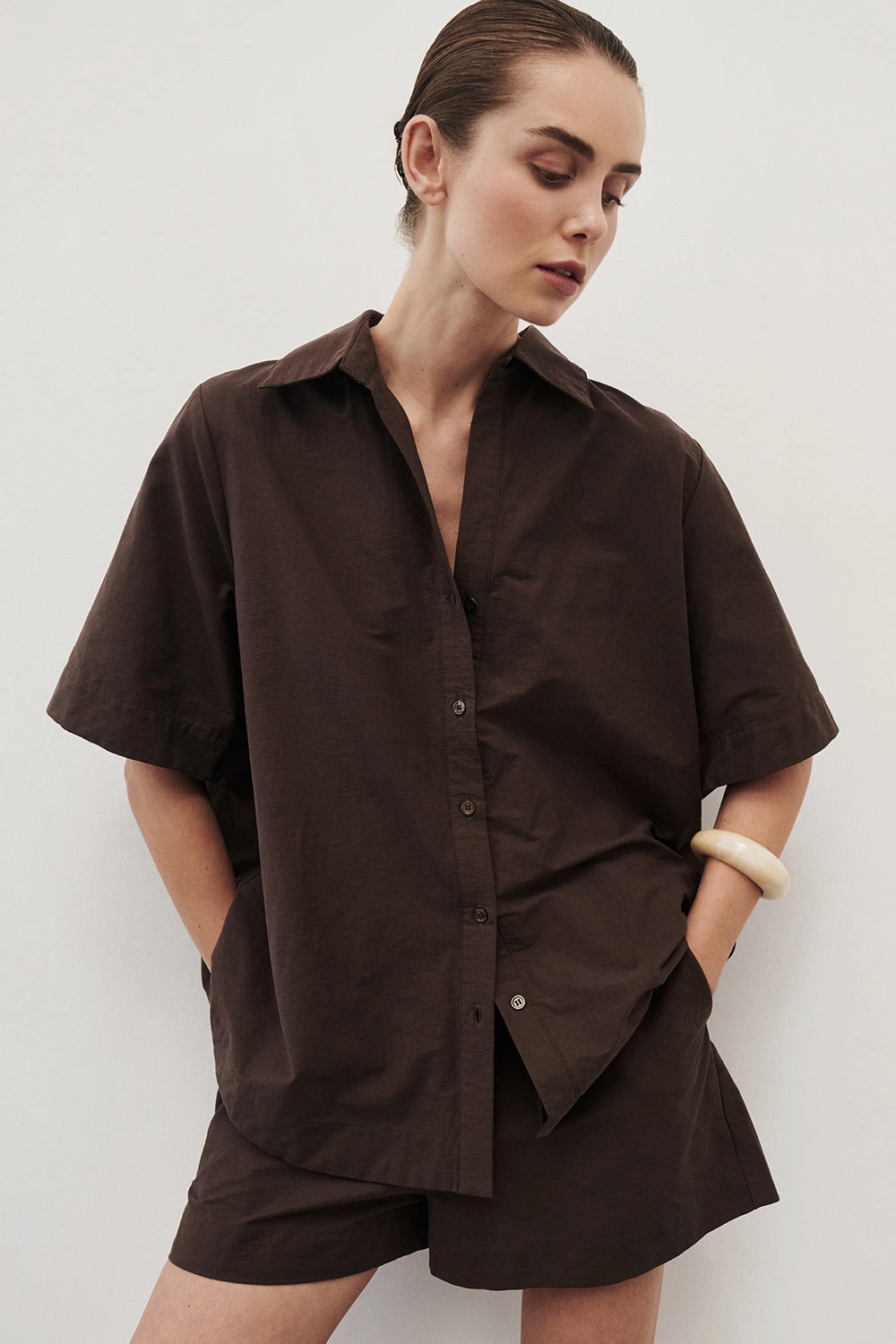 ELARA CHOCOLATE DRAWSTRING SHORT Stretch Comfort linen option