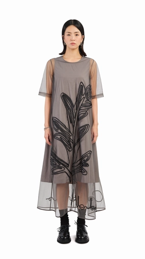 Date Vibe New Mood Embroidery Dress