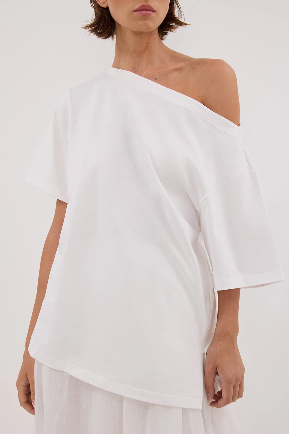 Wrinkle Resistant Finish Stretchable Collar Band ESME WHITE ASYM BOAT NECK TEE