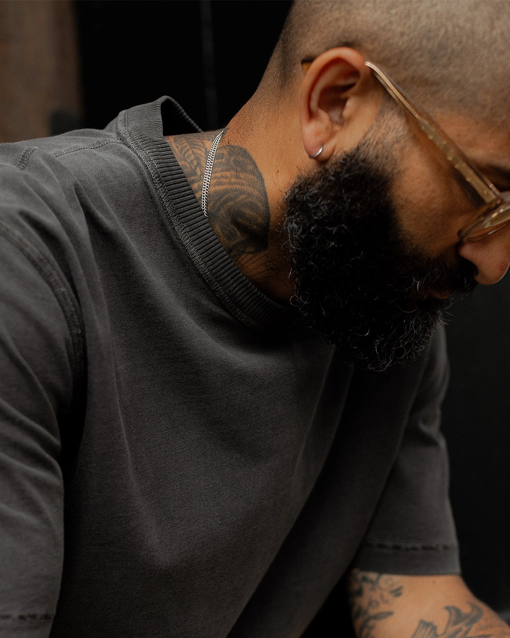 Essential Boxy T-Shirt - Faded Black Relaxed fit style Travel Style