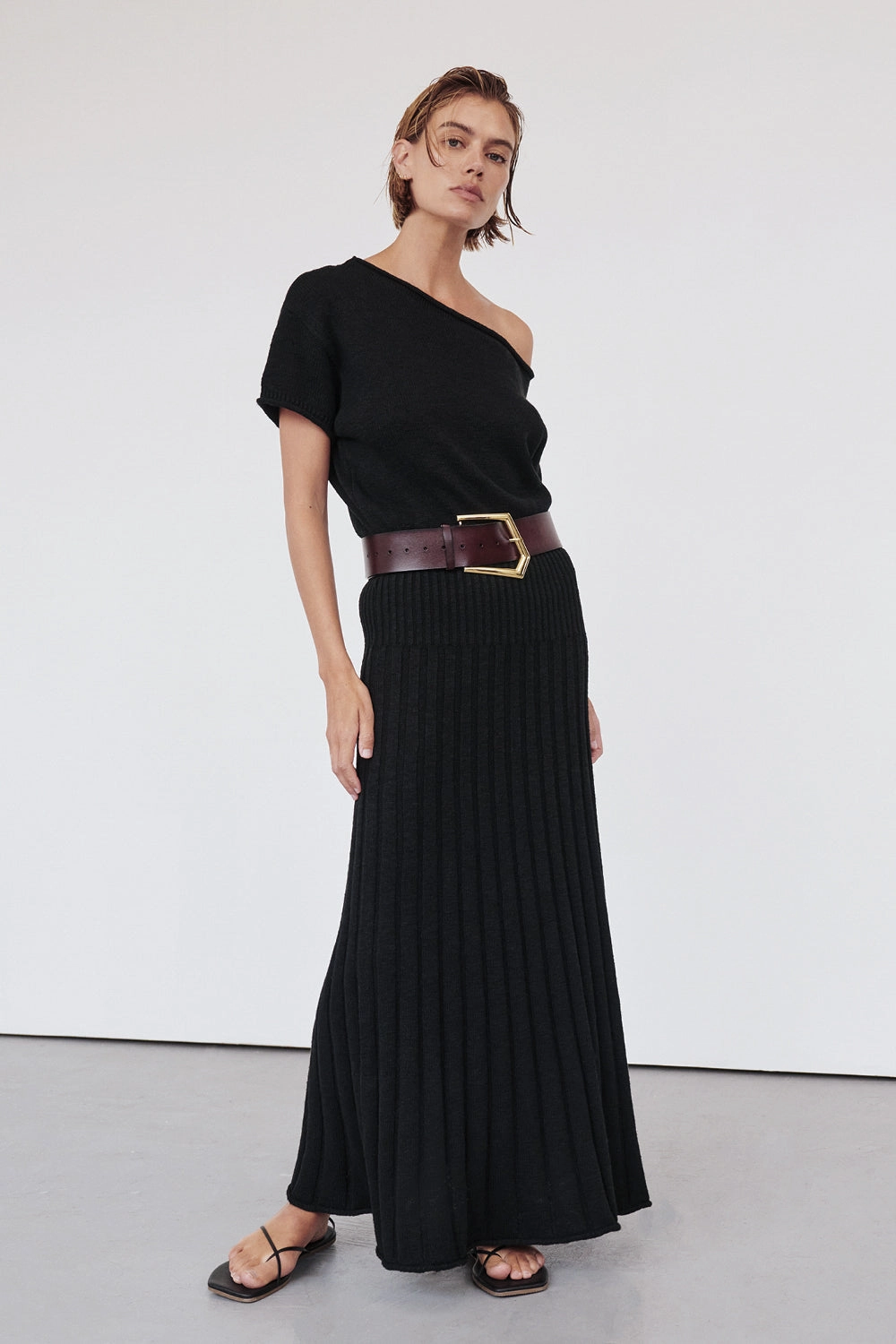 RICK BLACK ASYM KNIT MIDI DRESS Everyday-Comfort