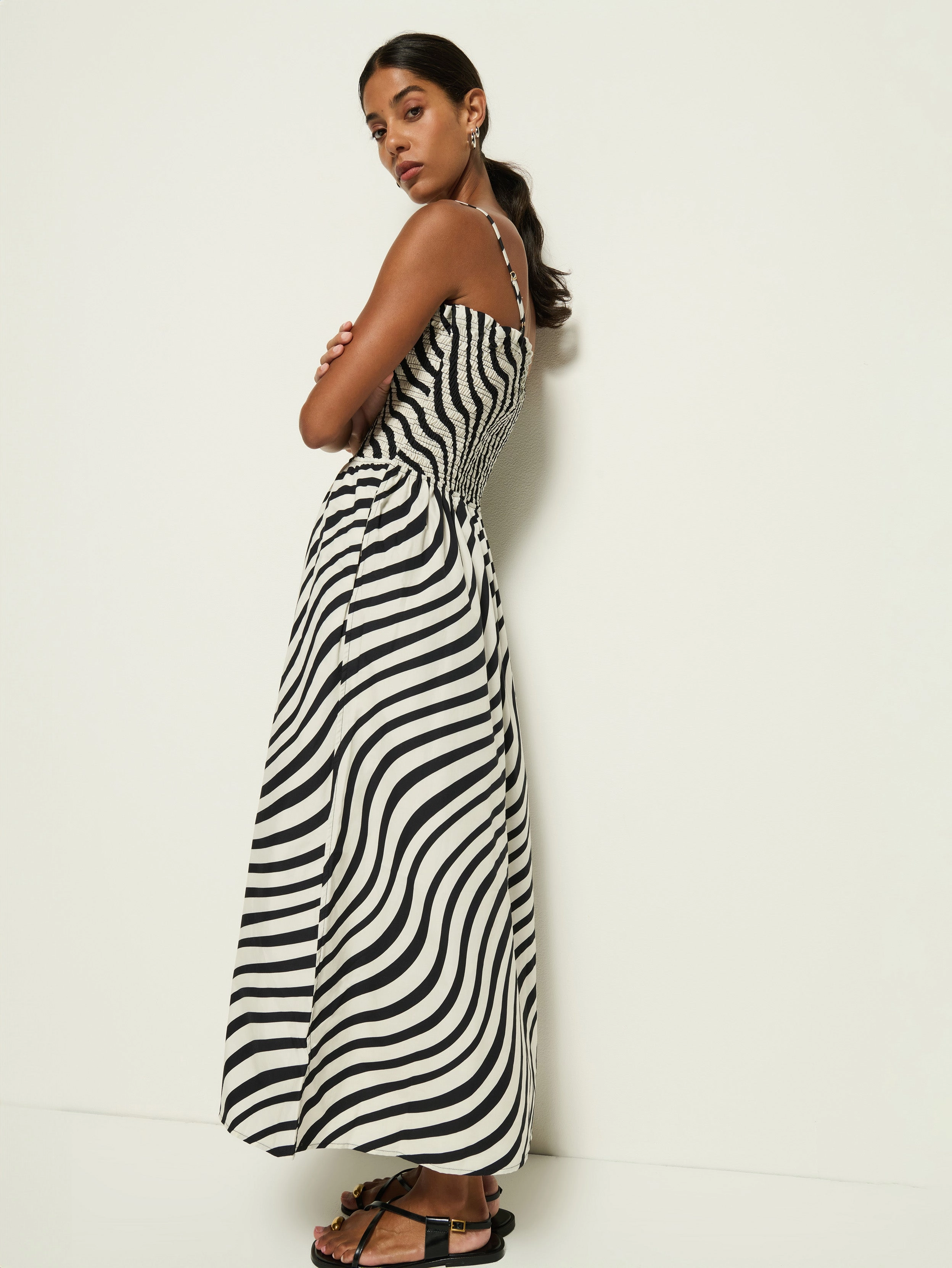 Tailored Mood Sibelle Smocked Midi