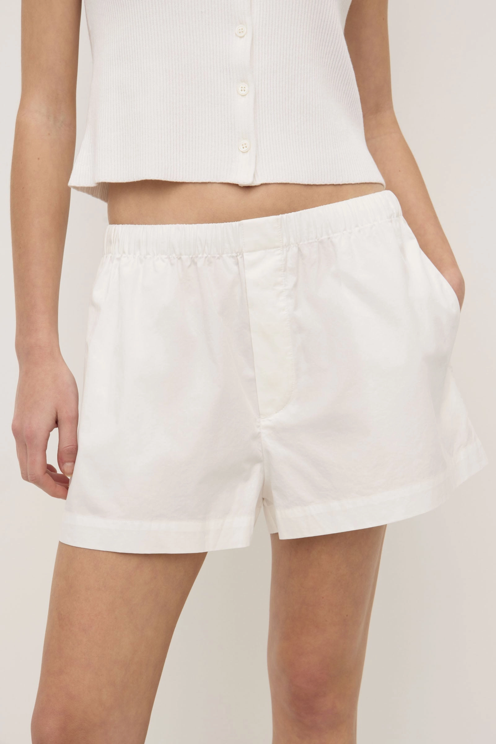 Everyday Poplin Short High-End Option easygoing look