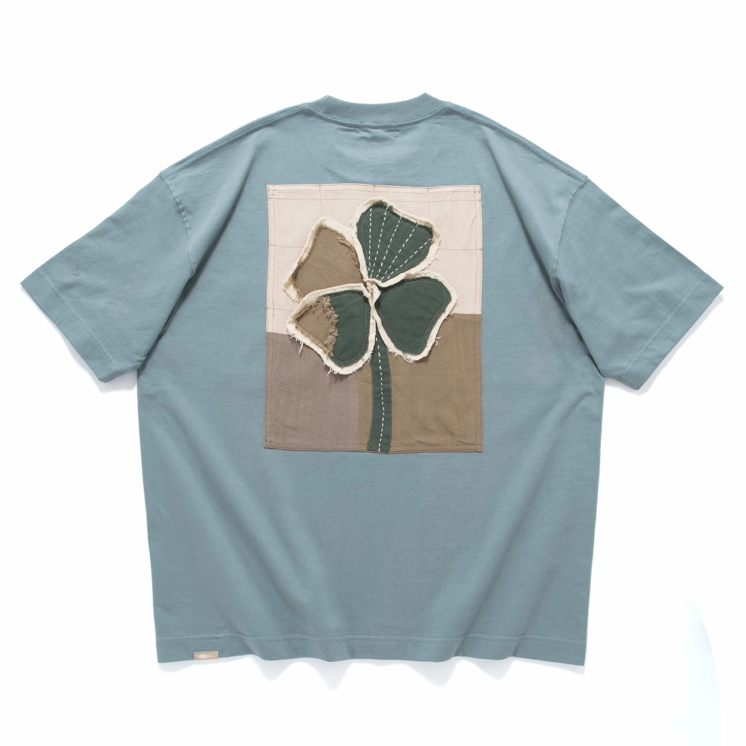graduation (ZT1722) 4 Leaf Clover Patchwork Pocket Tee