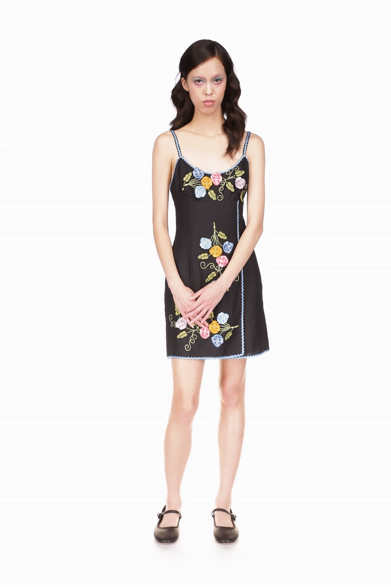 3-D Pansy Embroidered on Linen Dress Elegant Finish