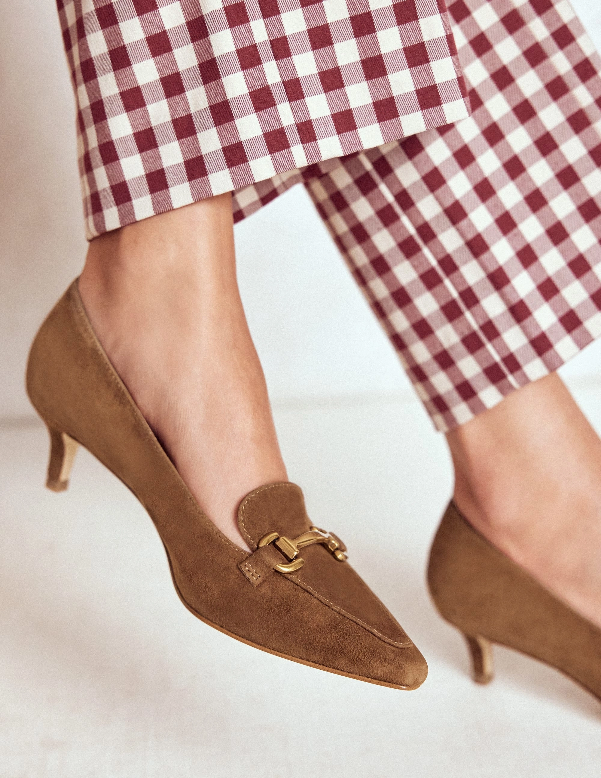 Comfortable Design Iris Heel Snaffle Point Loafer-Raw Umber