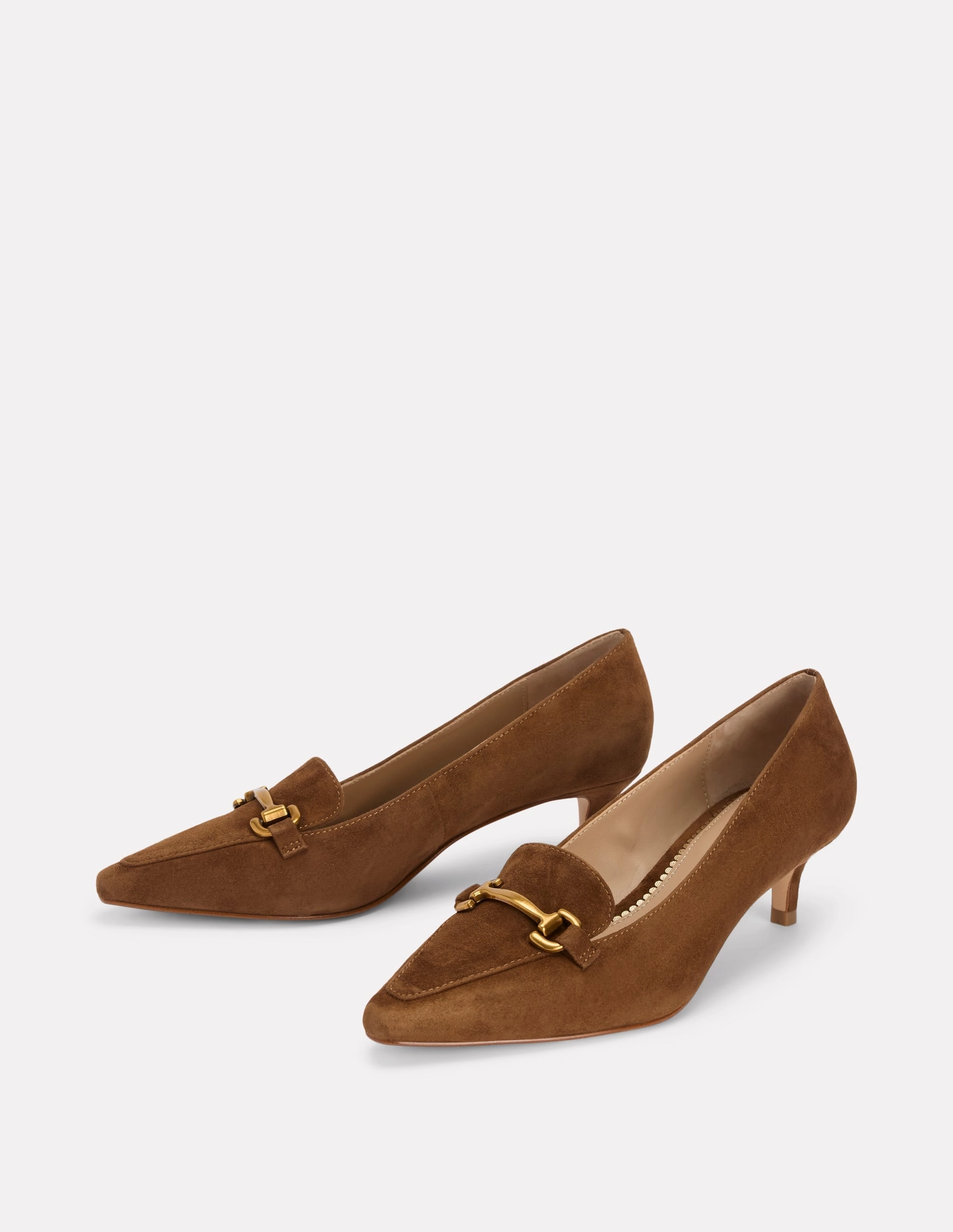 Comfortable Iris Heel Snaffle Point Loafer-Raw Umber