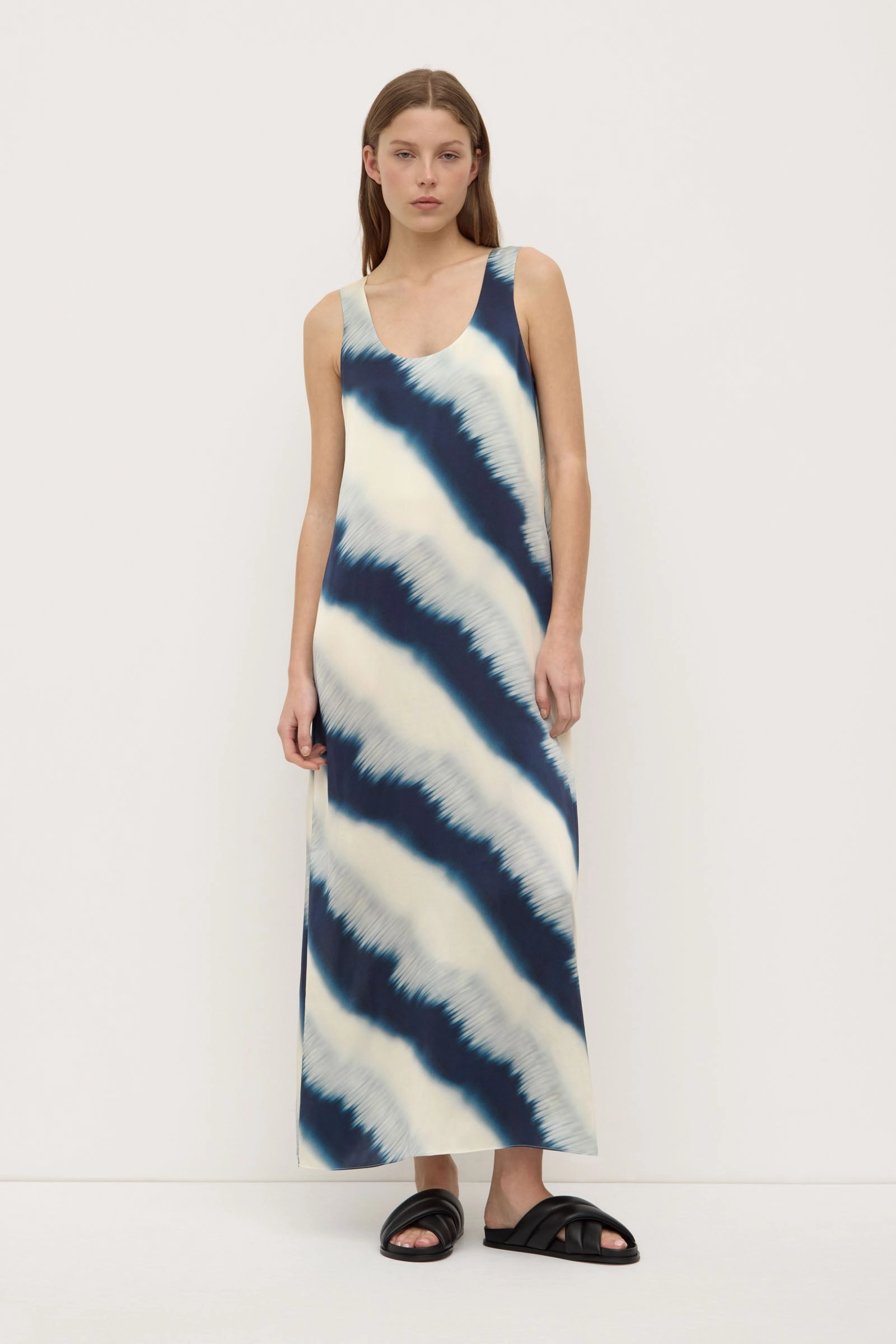 Cool Motion Comfy Look Marabella Silk Midi Dress