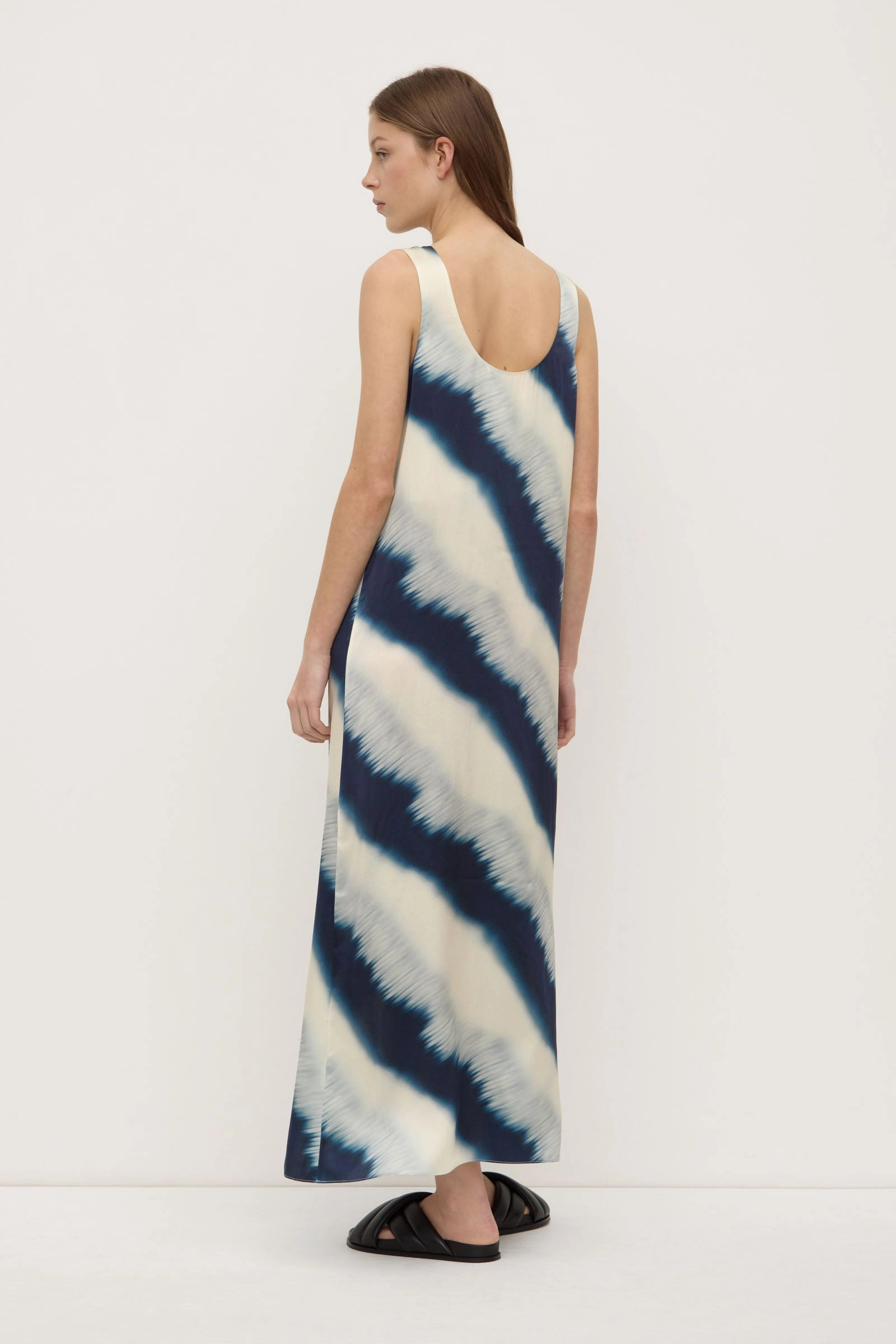 Marabella Silk Midi Dress Chic Fit Wear