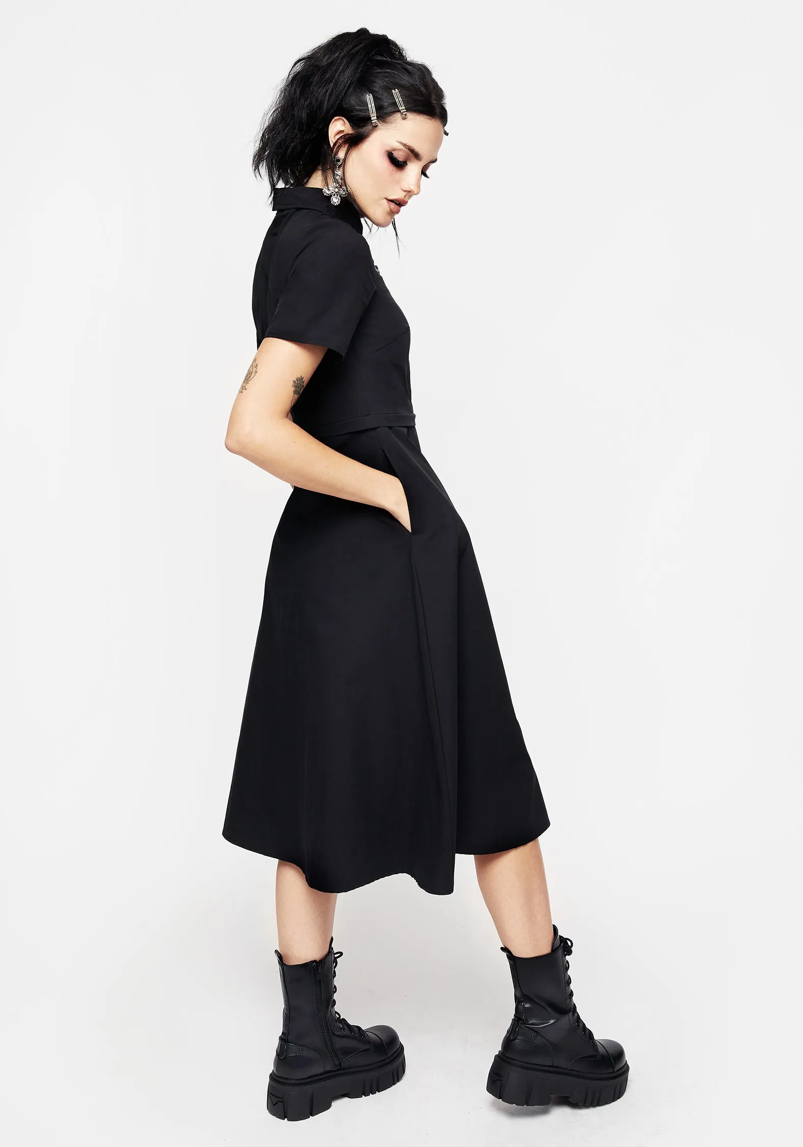 Sleek and Sleek Fenrir Midi Shirt Dress