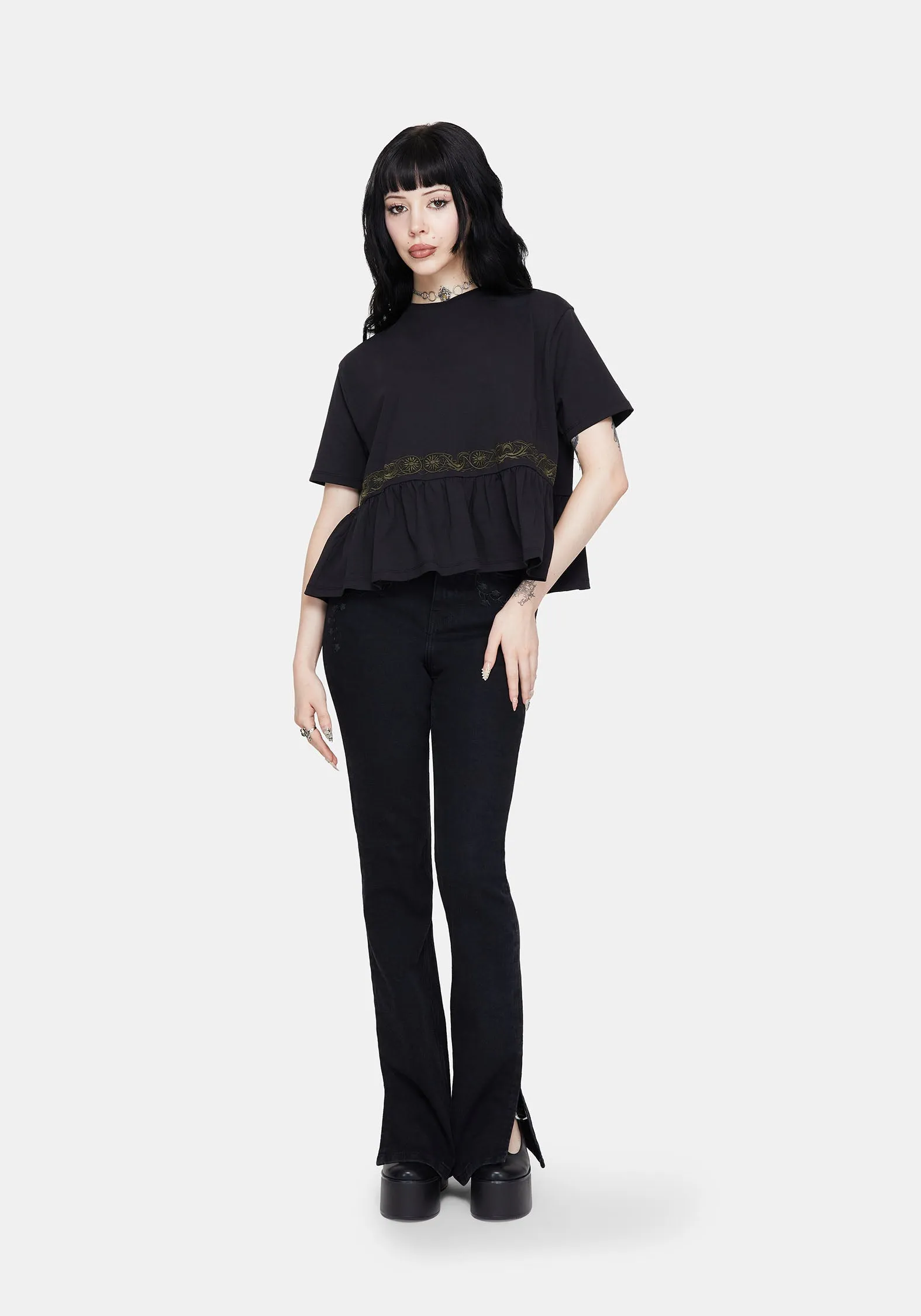 Thermal regulation ContrastTipping Fianna Embroidered Ruffle Hem Crop T-shirt