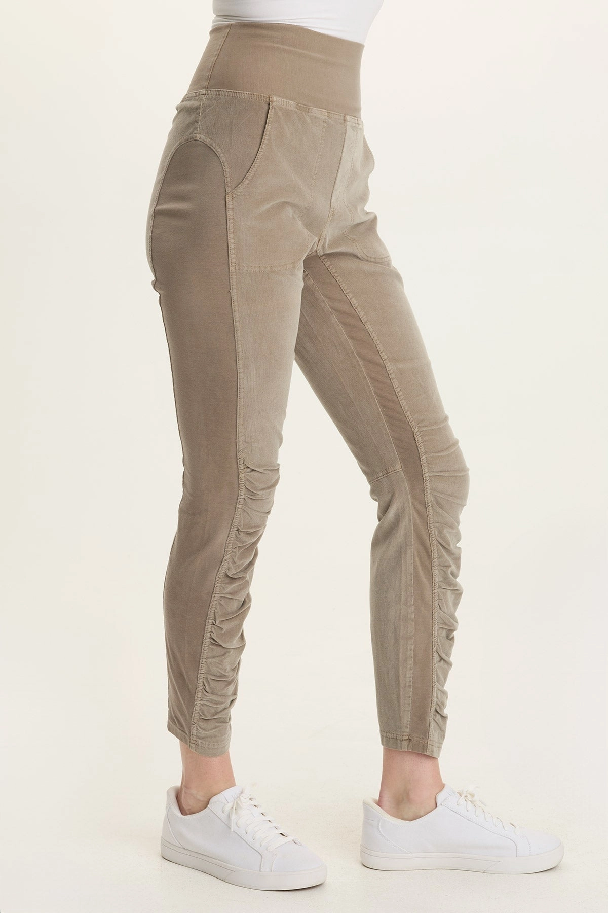 Cord Penny Legging Smooth silhouette
