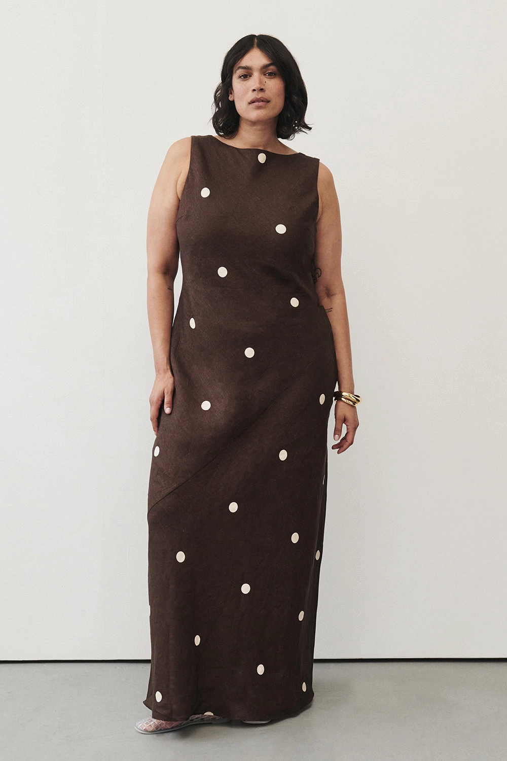 BEVERLY BITTER CHOC SPOT LINEN MIDI DRESS Elastic Fit