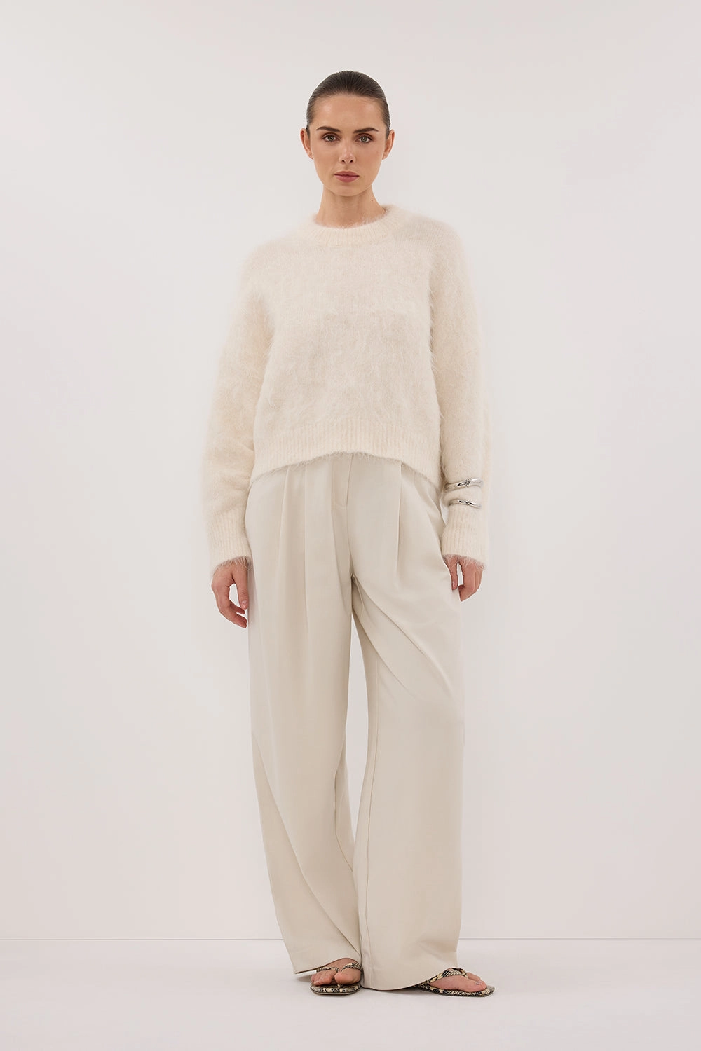SALMA IVORY TUCK SLEEVE JUMPER Hypoallergenic Yarn Construction