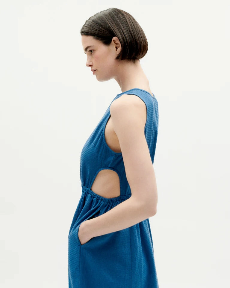 Cap-Sleeve Clean Outfit Blue Kin Dress