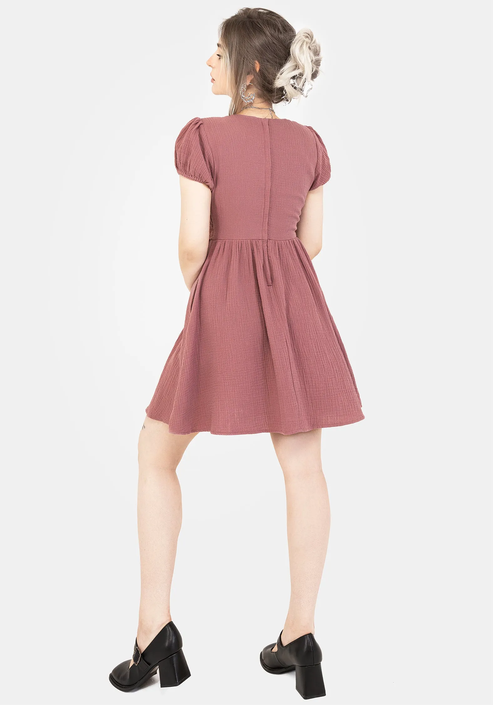 Contemporary Style Evening Glow Rosamoth Applique Trim Cotton Mini Smock Dress