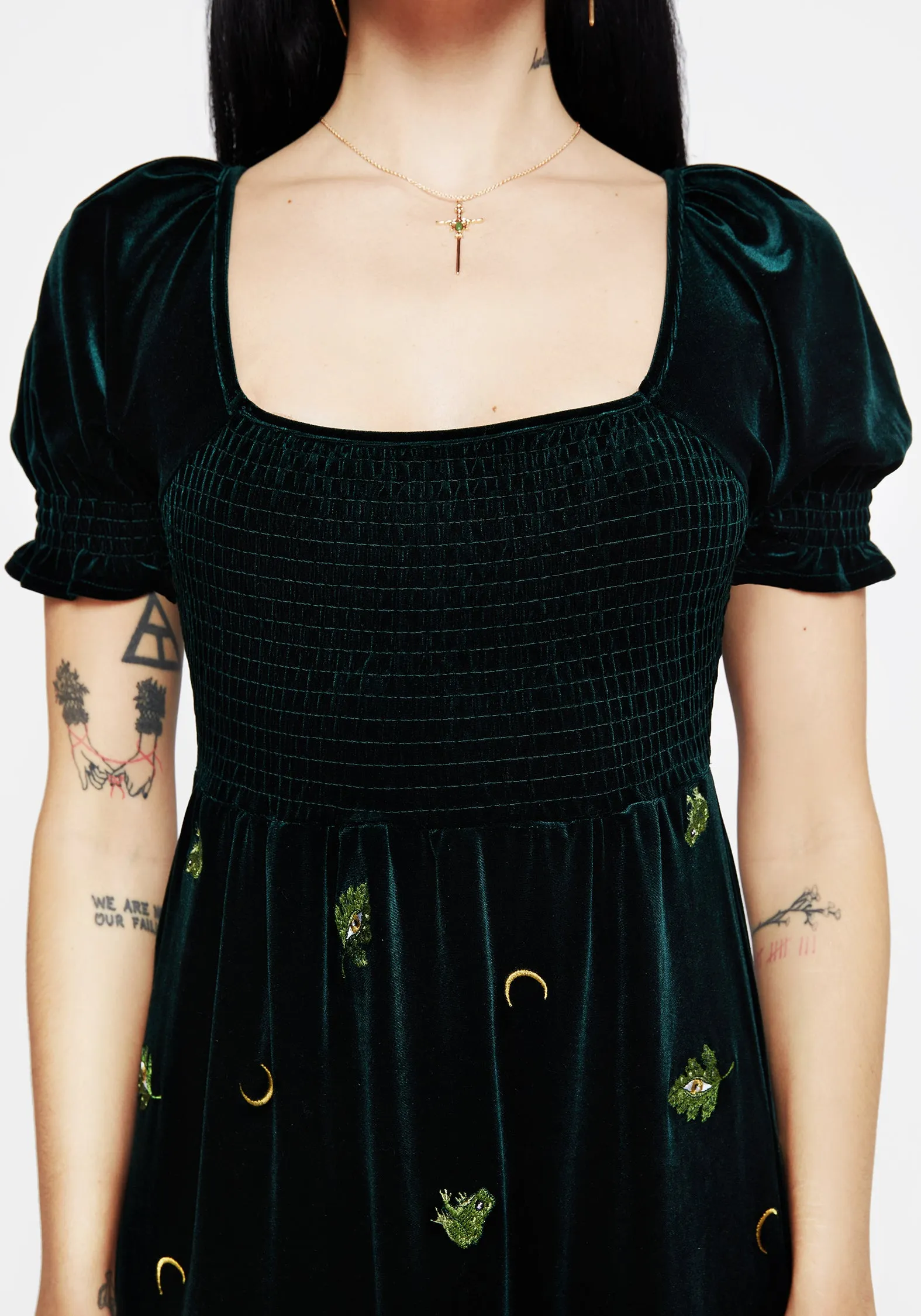 Swamplife Frog Embroidered Velour Tiered Midi Dress Stylish Choice