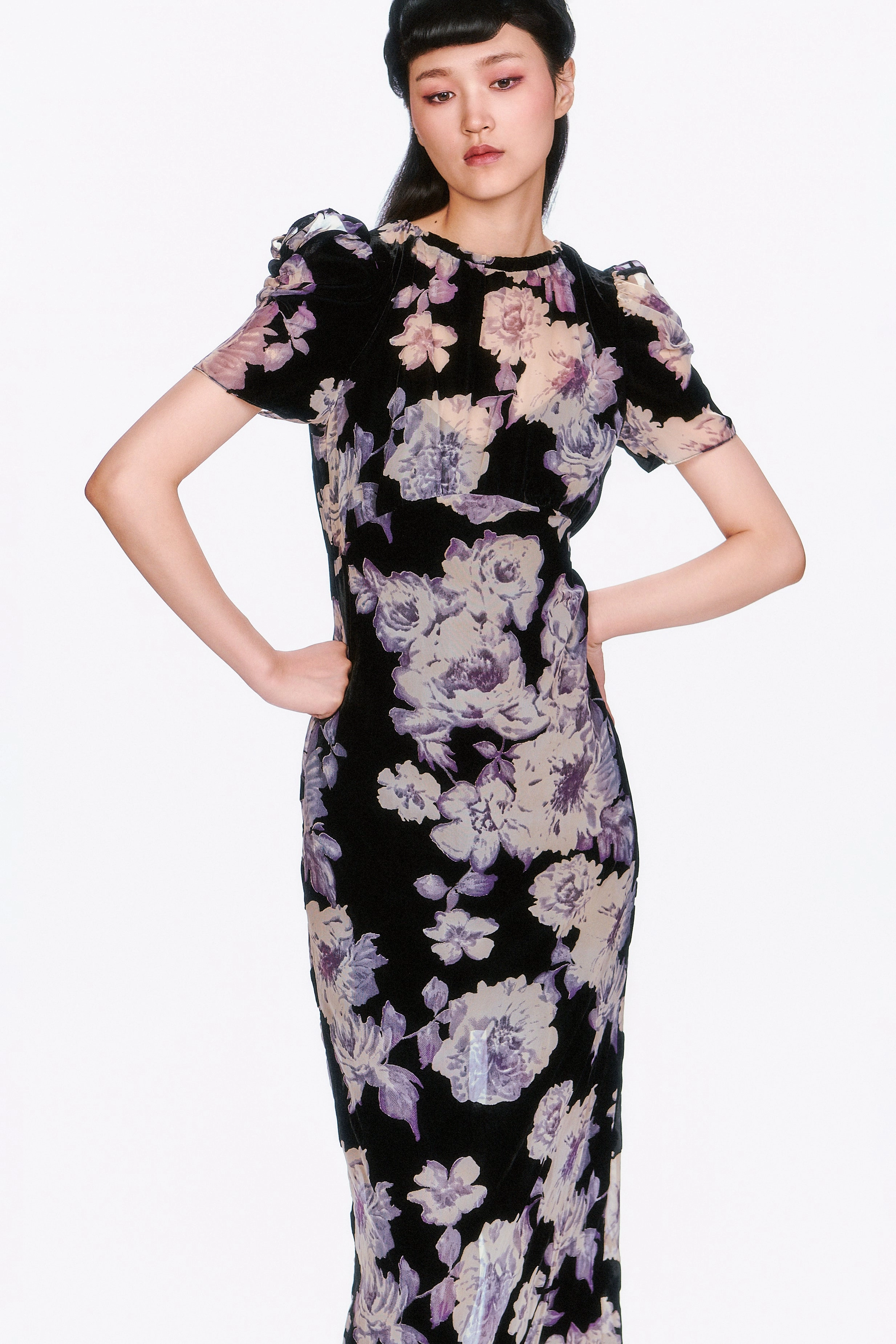 Happy Scent Printed-Fabric Cabbage Rose Devor?? Maxi Dress