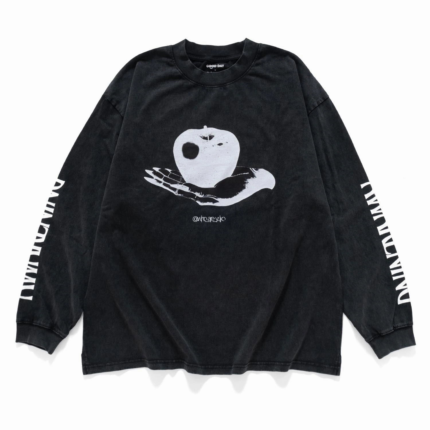 (EX581) Apple Graphic Washed Long Sleeve Tee Airflow Ventilation System