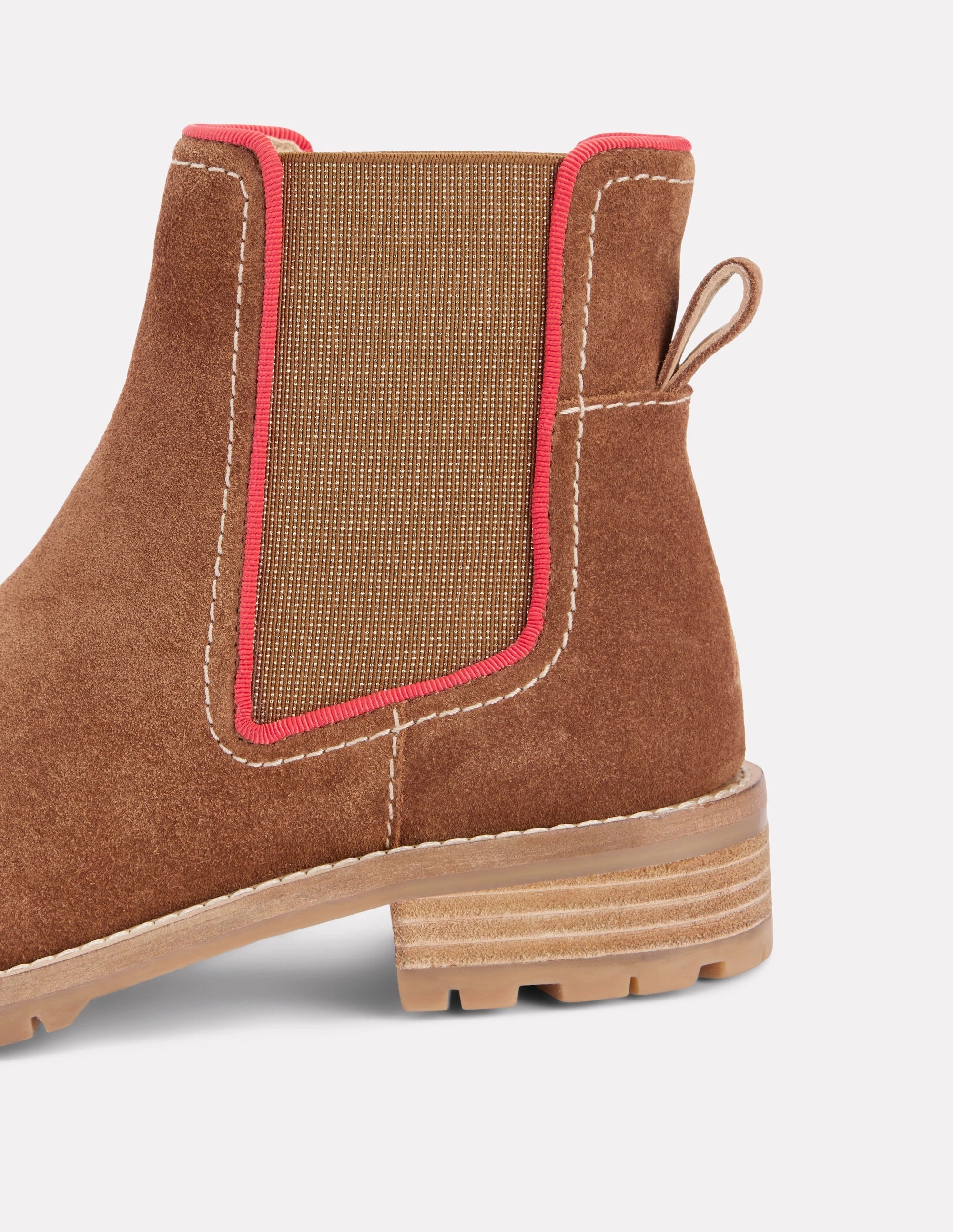 easy to remove Rugged Built Rural Traveler Freya Chelsea Boots-Tan