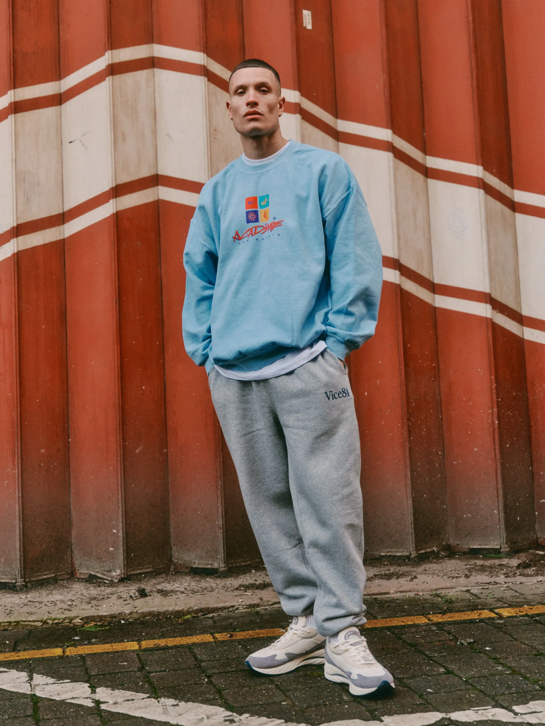 Comfy Vibe Anti Static Finish Vice 84 'Sea Shapes' Vintage Washed Sweater - Light Blue