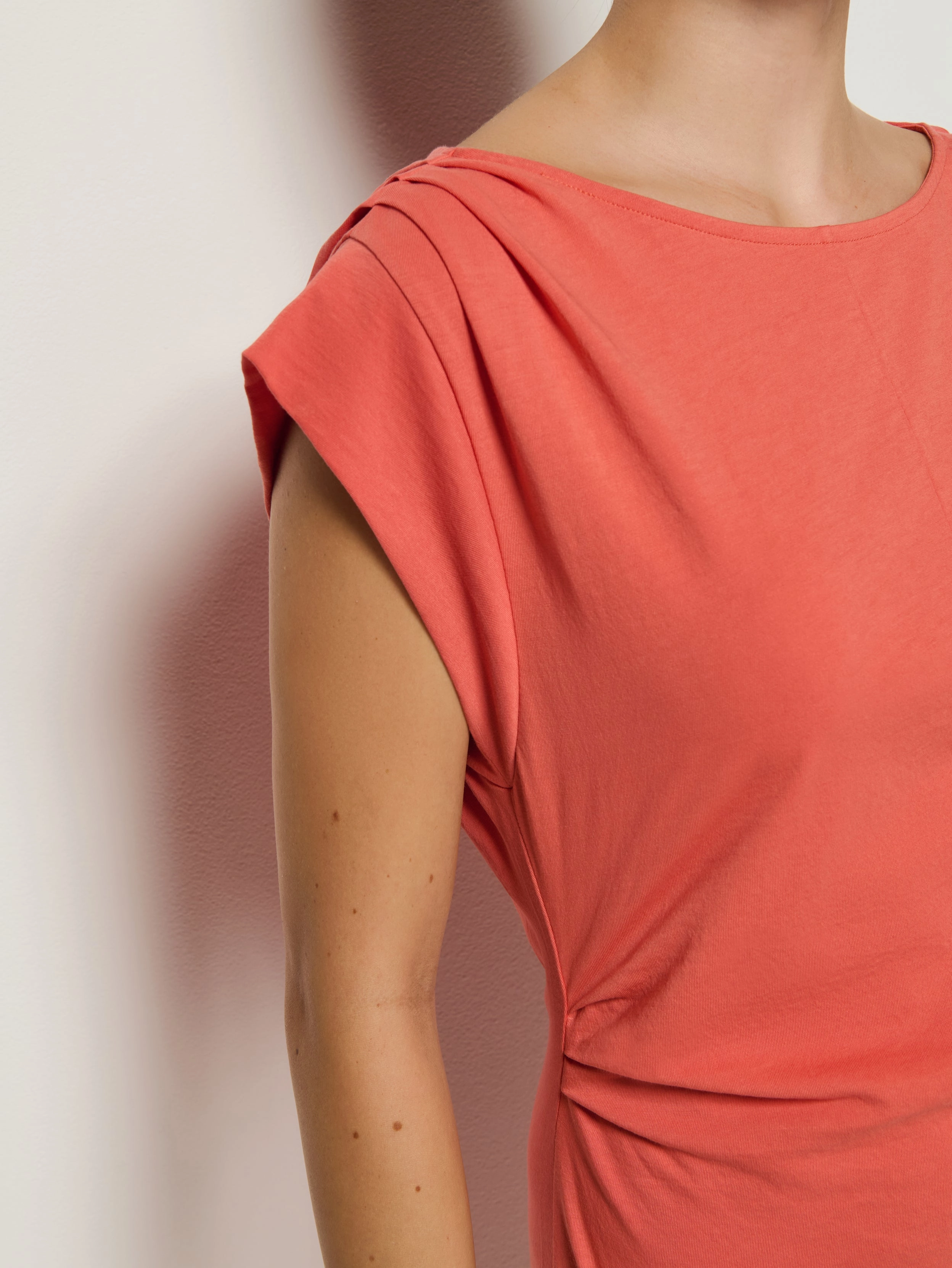 Layering Comfort Relax Line Salma Pleated Midi