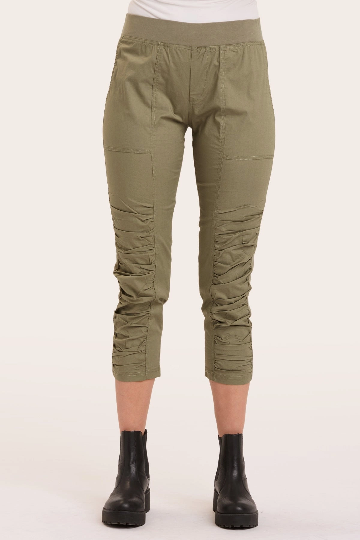 Geyser Crop Versatile Fit
