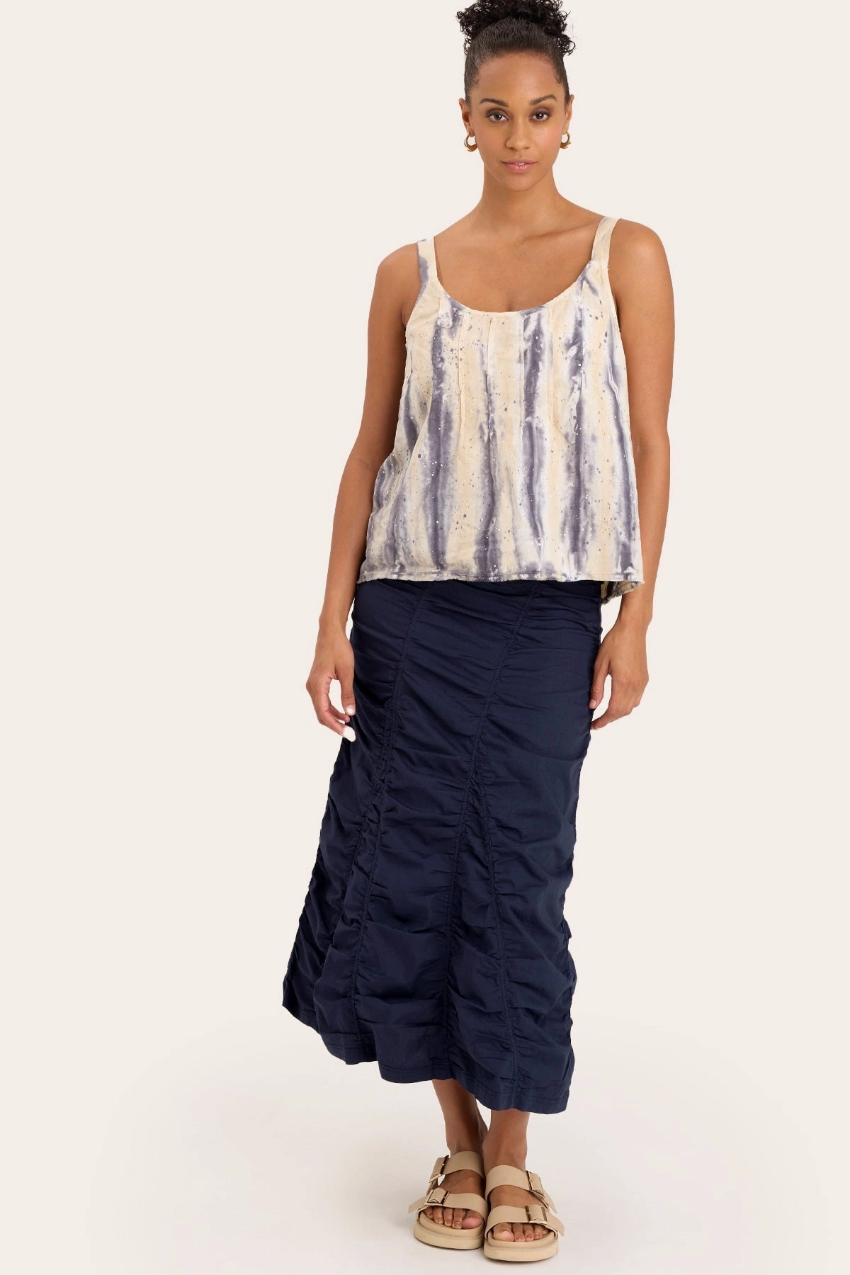 Fashion Detail Simple Styling Gored Peasant Skirt