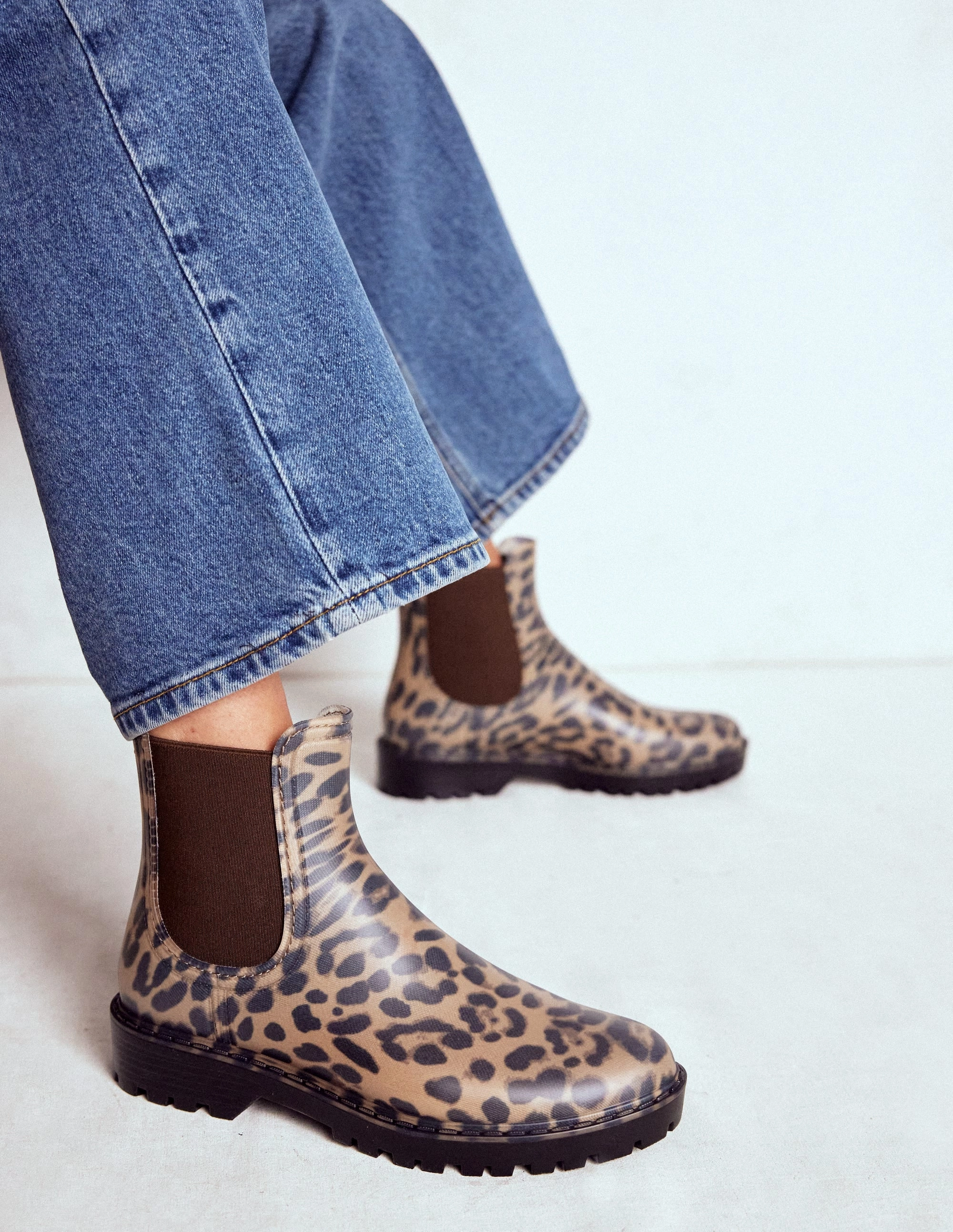 Statement Piece Chelsea Wellie Boots-Leopard