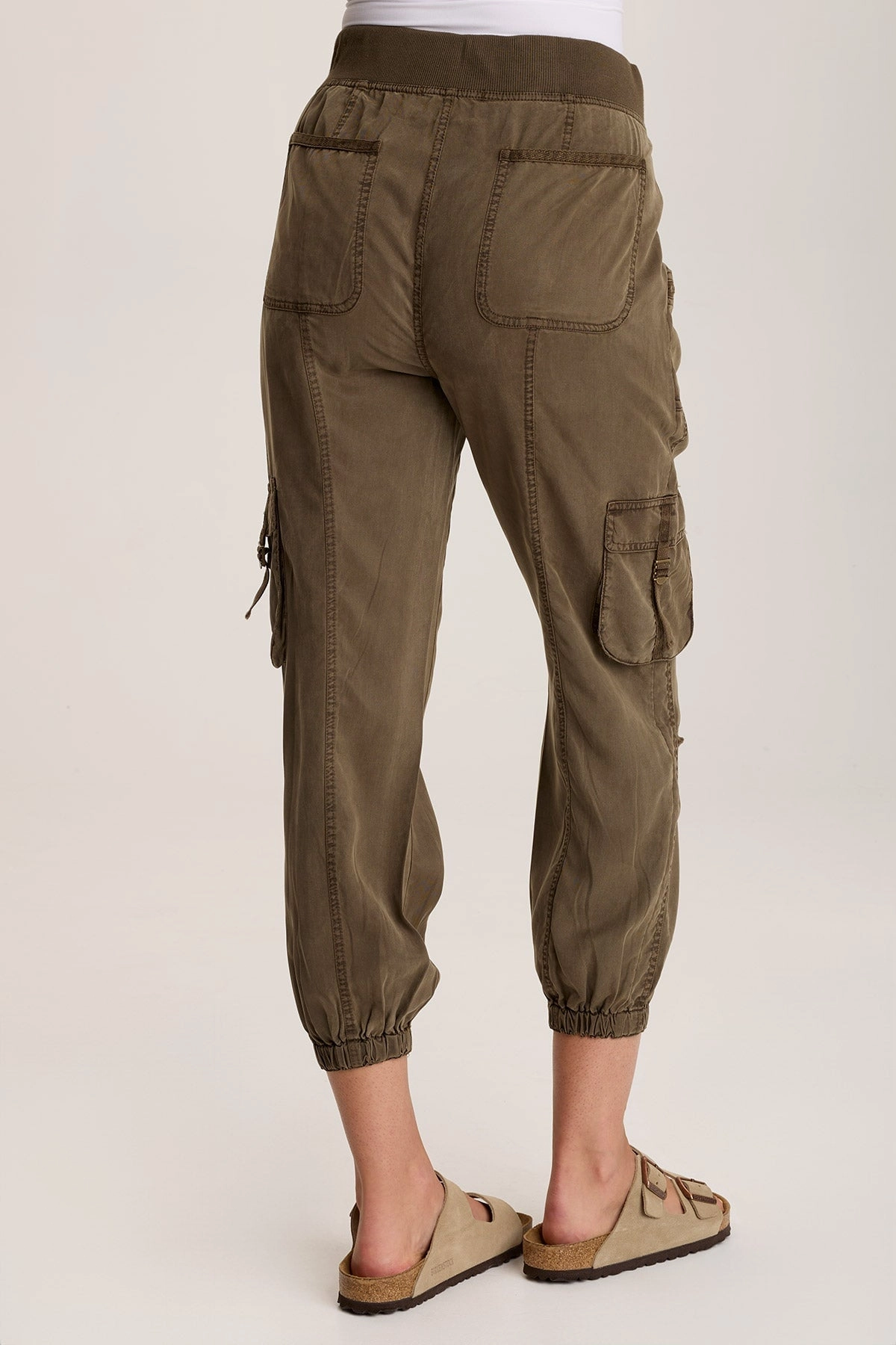 Athletic Leggings Capri Cushioned Support Fit Hansa Twill Cargo Jogger Pant