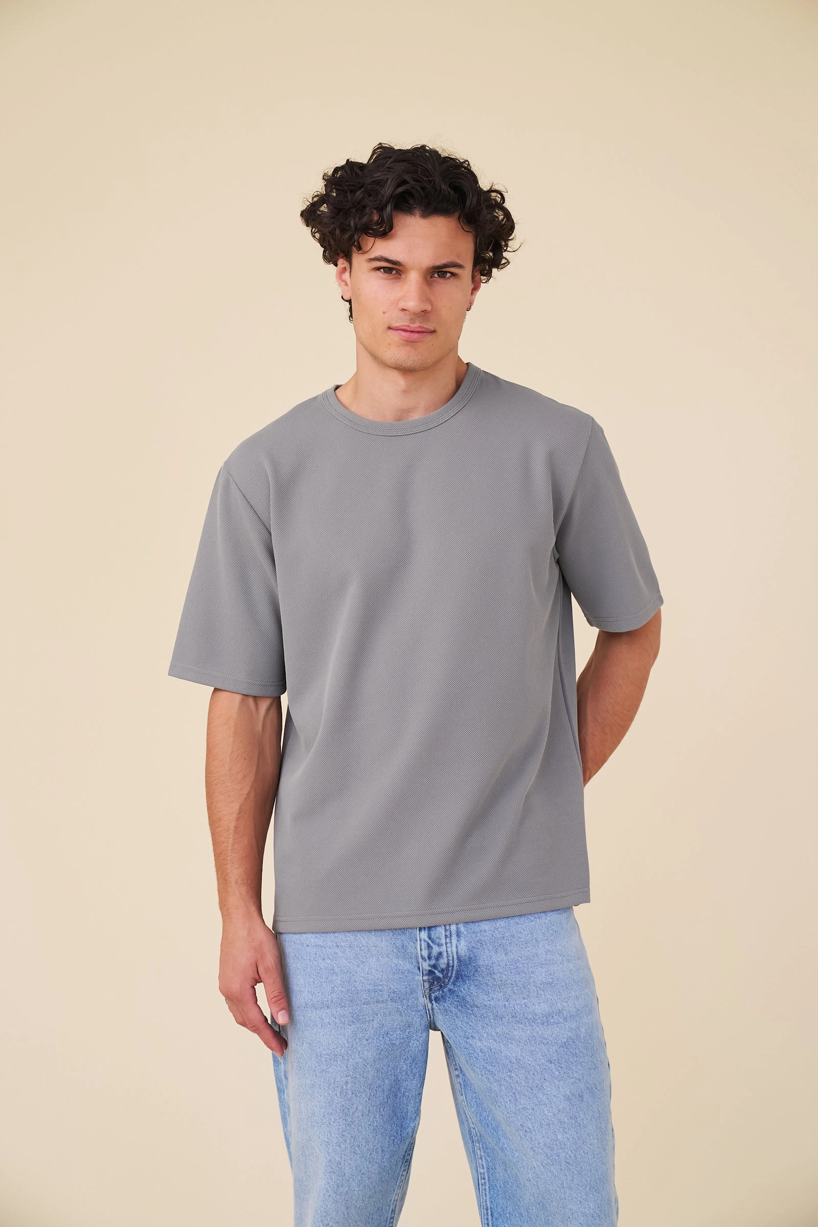 bound Textured Duty Tee - Charcoal AntiStaticFinish Relaxed Wear
