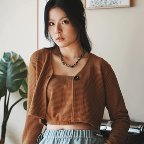 Heat resistant (CD101) Cropped Cardigan Set Layered Wind Barrier