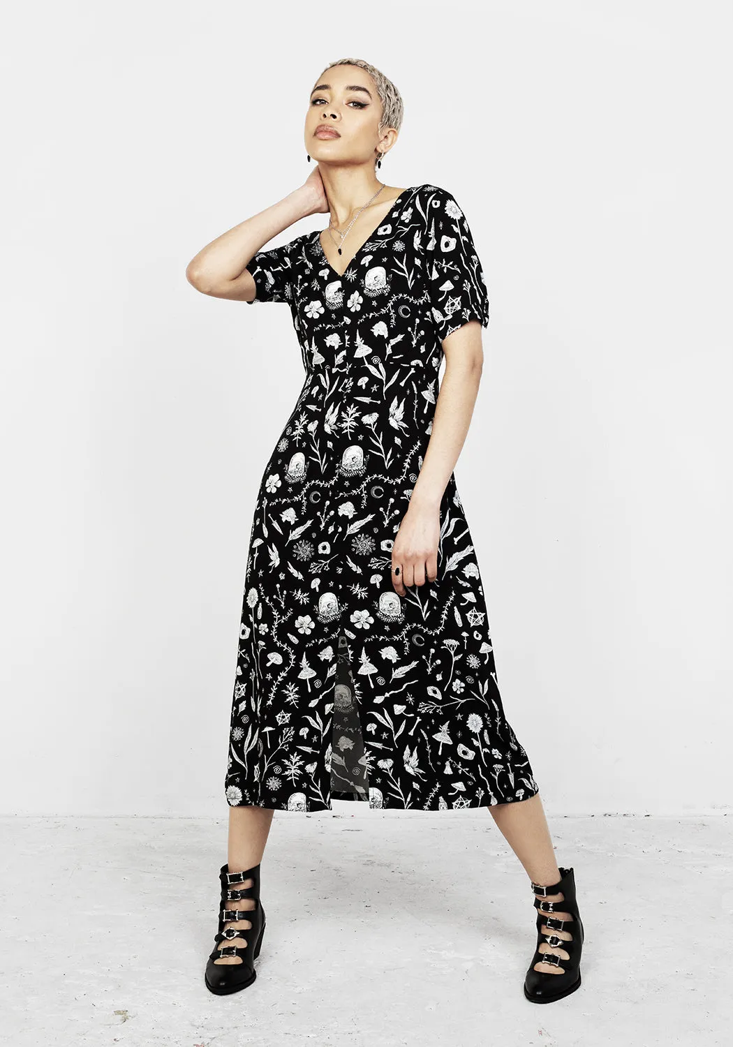 HEDGEWITCH V-NECK MIDI DRESS Lounge Vibe
