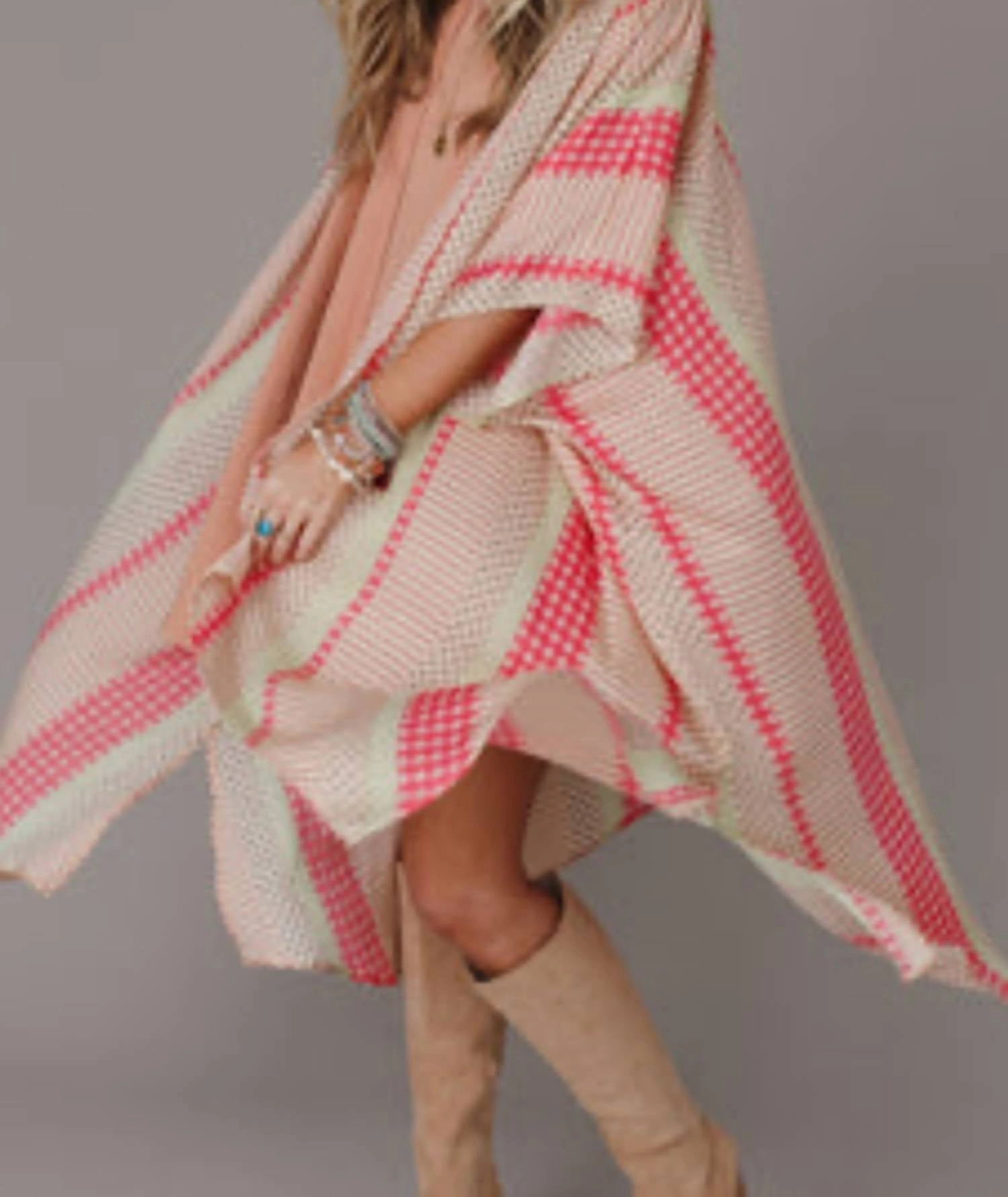 Everyday Comfort Janet Kimono In Pink Multi