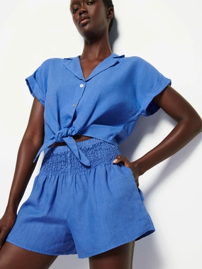 semi-formal look Hollyn Short