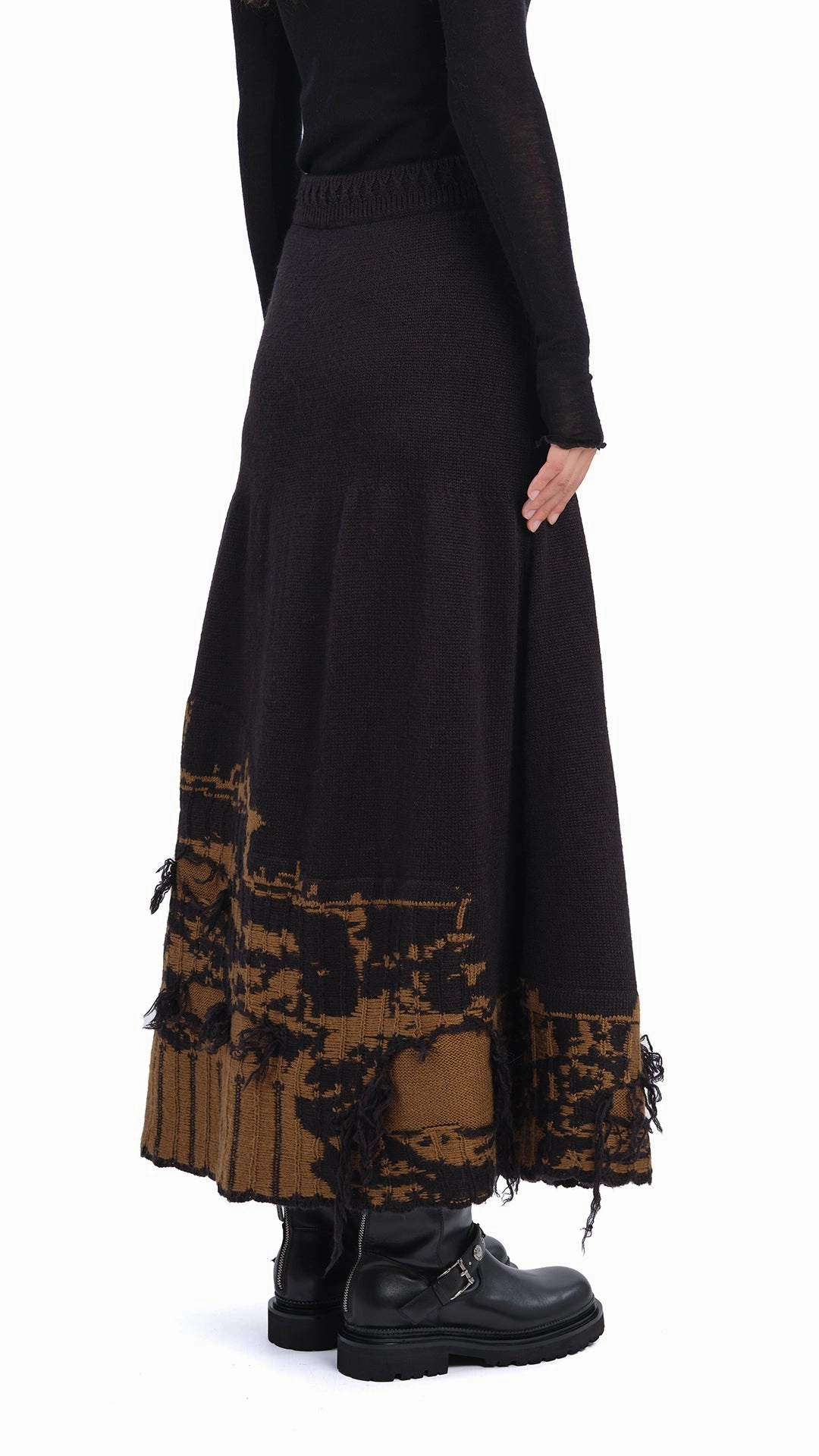 Queen Sisi Knitted Skirt Light Moodboard Tiered Design