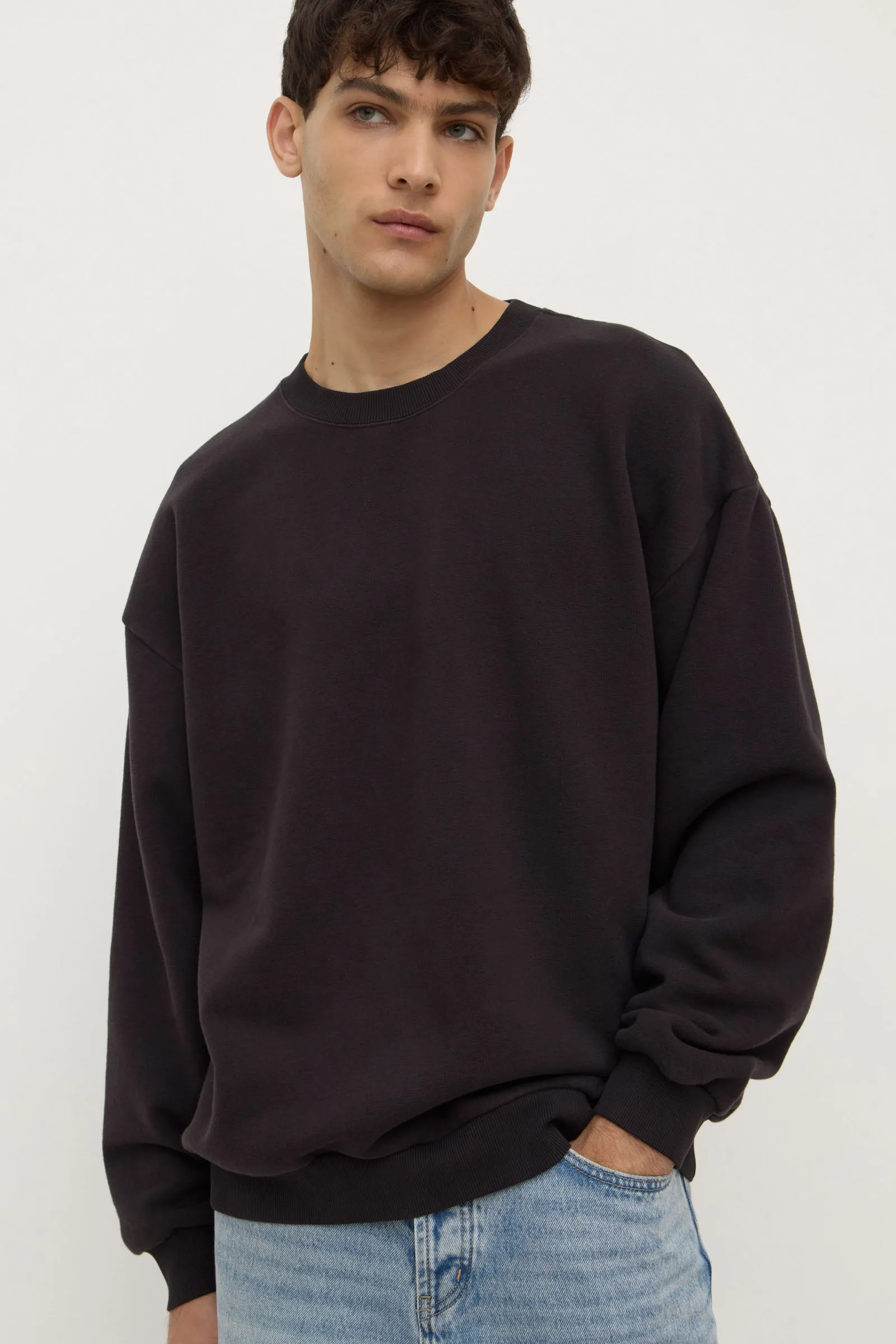Sleek Wear Thermal regulation Hudson Relaxed Crew Neck
