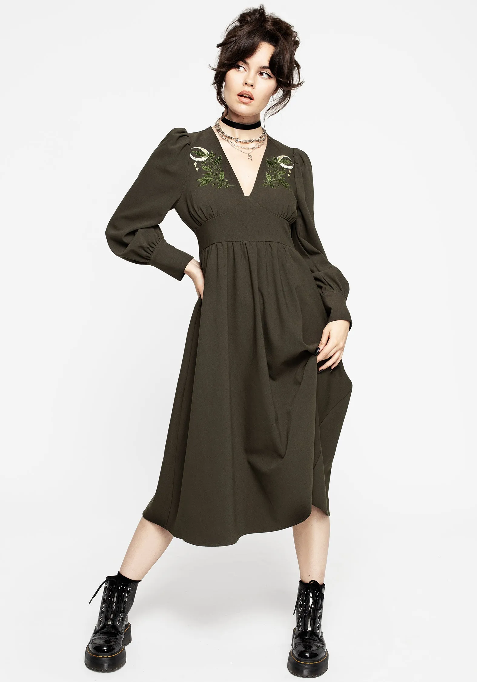 Huldra Embroidered Midi Dress Crisp Look