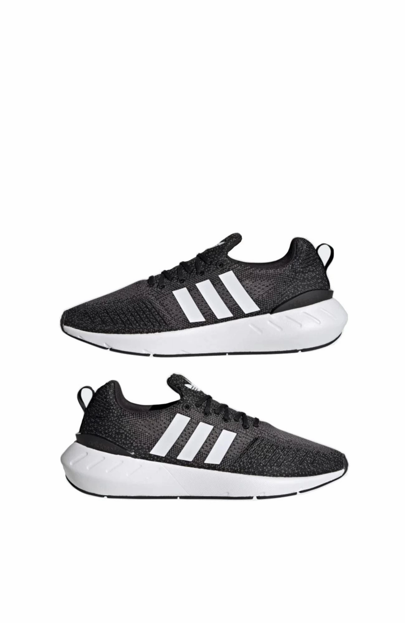 Swift Run 22 Shoe Core Black White Pace Maker Style Runner