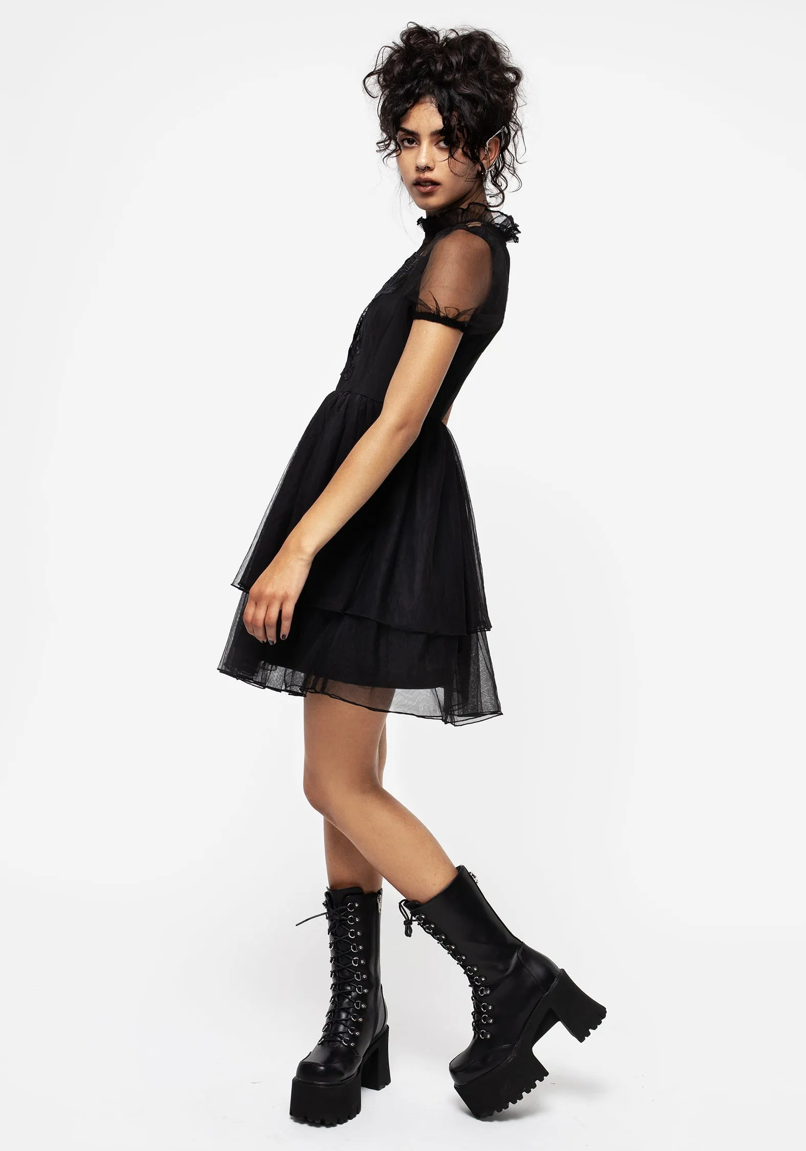 DeepPocketStyle Countryside-Style Hysteria Butterfly Applique Frill Neck Tulle Mini Dress