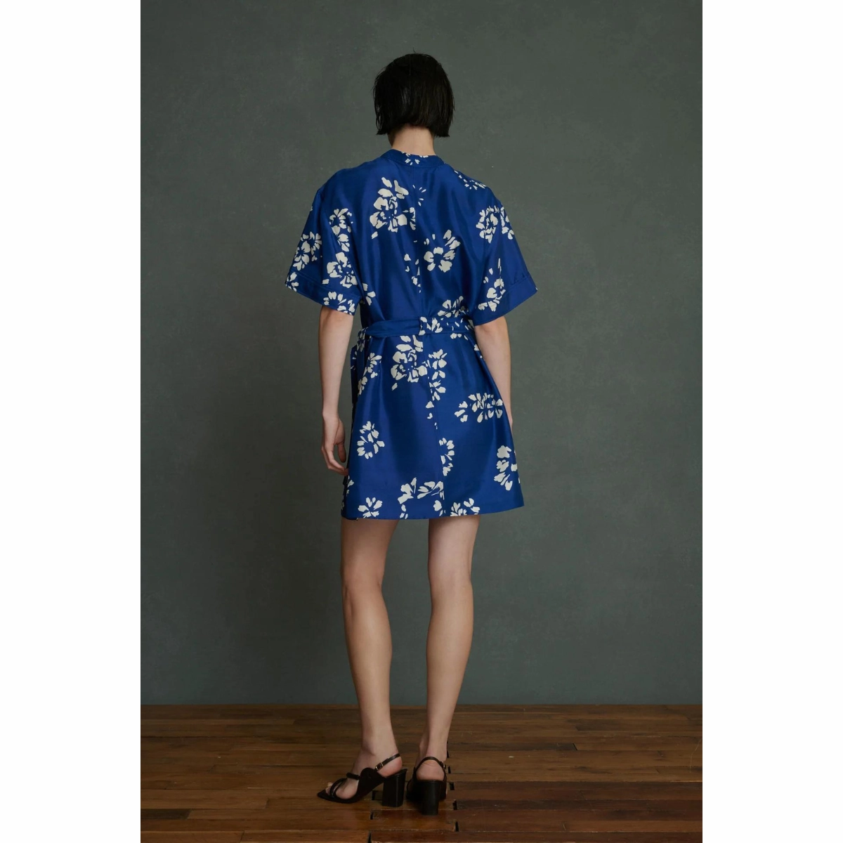 Japan Line Sweet Mood Blue Off White Wanda Dress