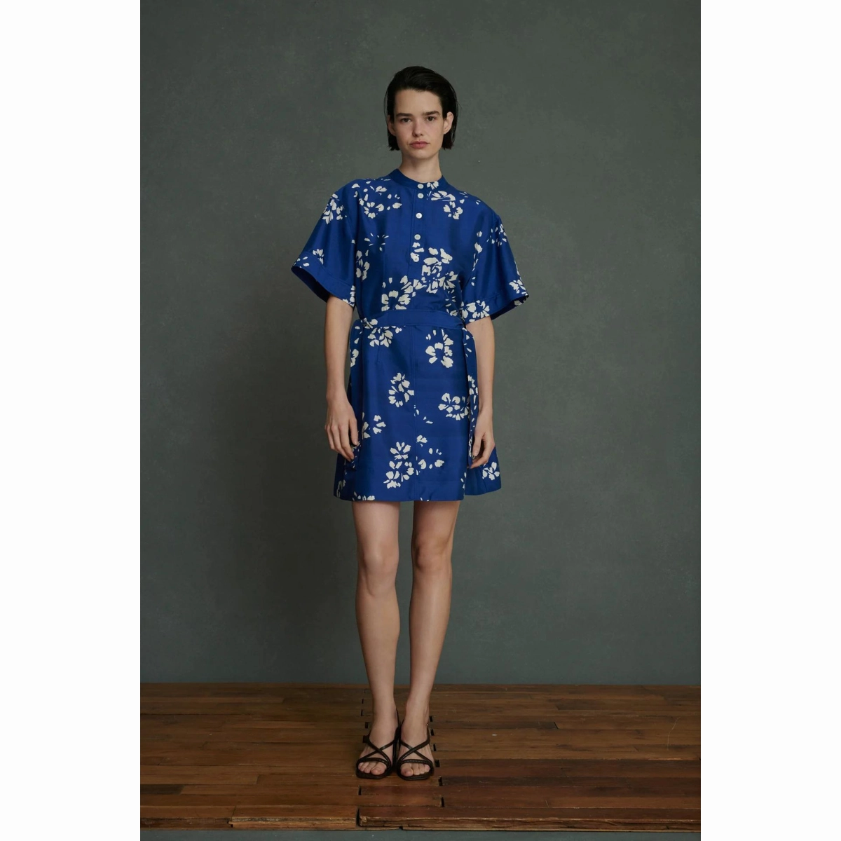 Blue Off White Wanda Dress Comfy Flex Playful Cut