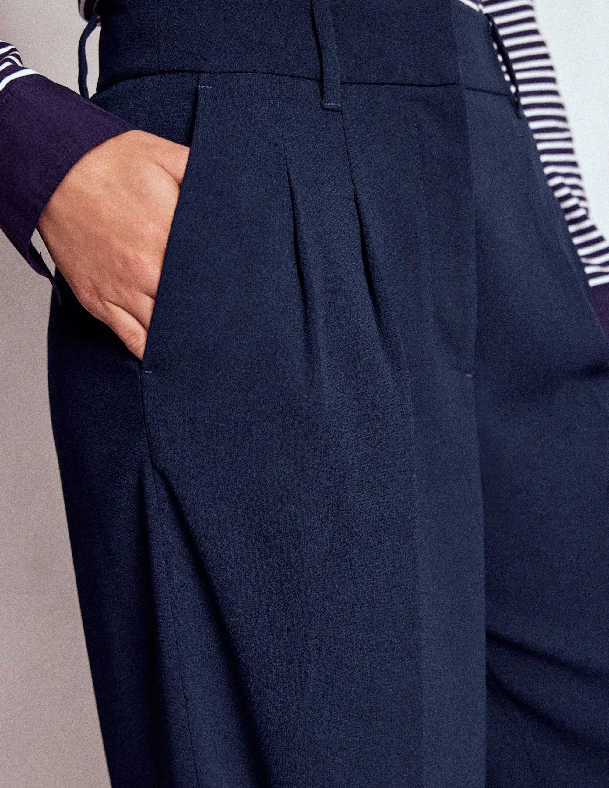 Kensington Tailored Trousers-Navy Stretchable Fabric