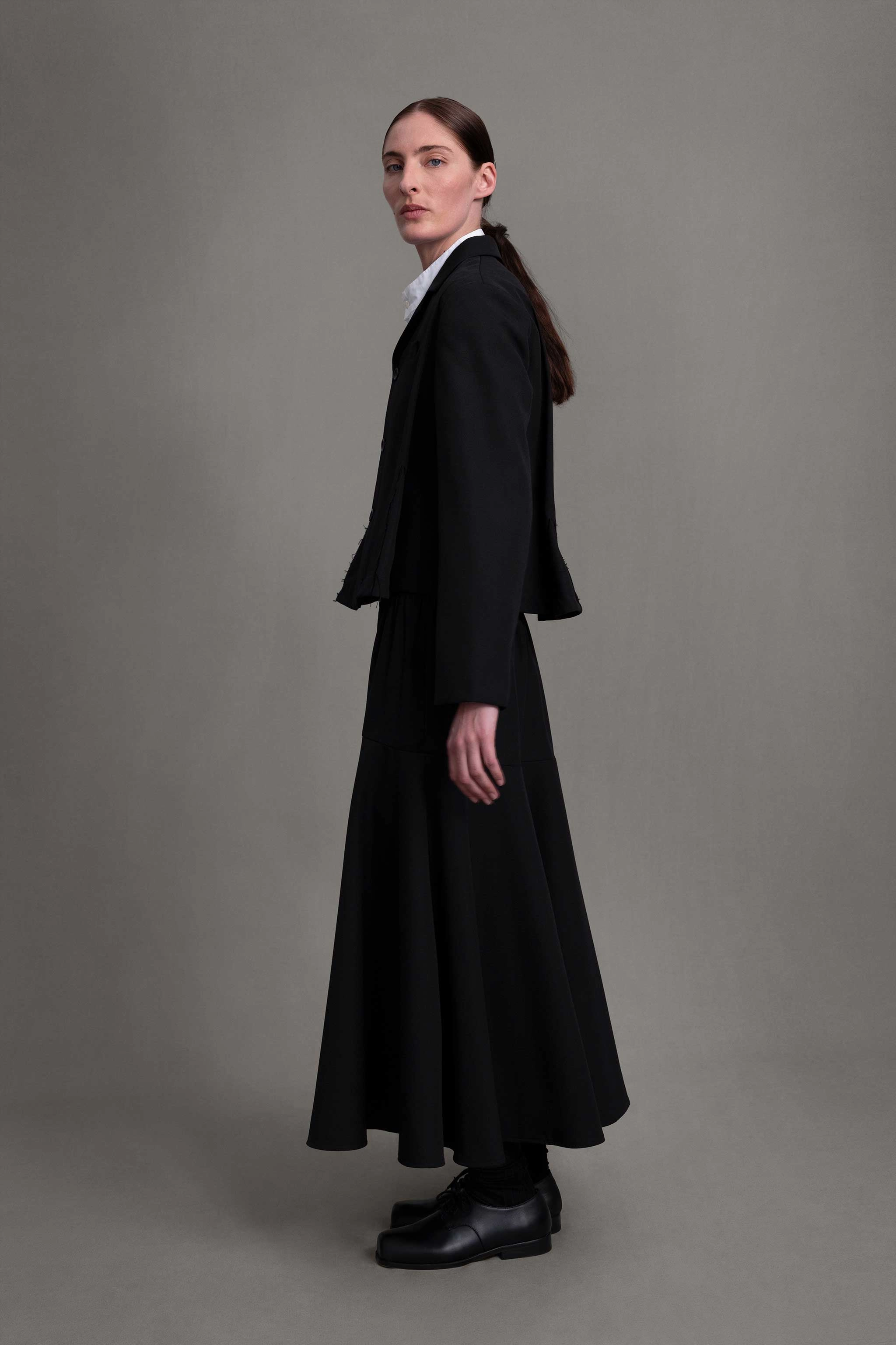 ContouredShoulderFit THE LIBRARIAN JACKET / COMPACT SUITING FLINT